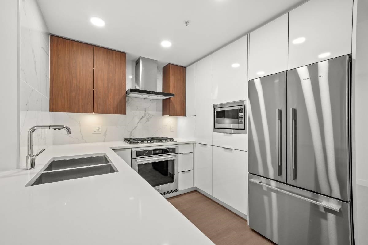 7769 PARK CRESCENT, Burnaby BC V3N 0J7, R3081679, BC,