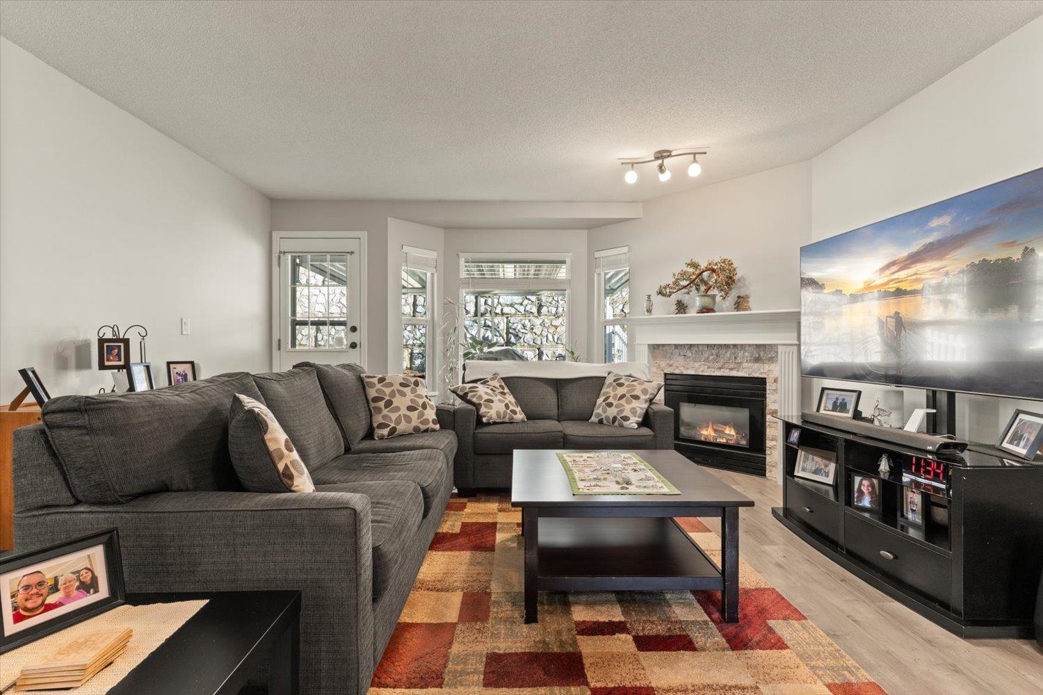 69 1973 WINFIELD DRIVE, R3081954, BC,