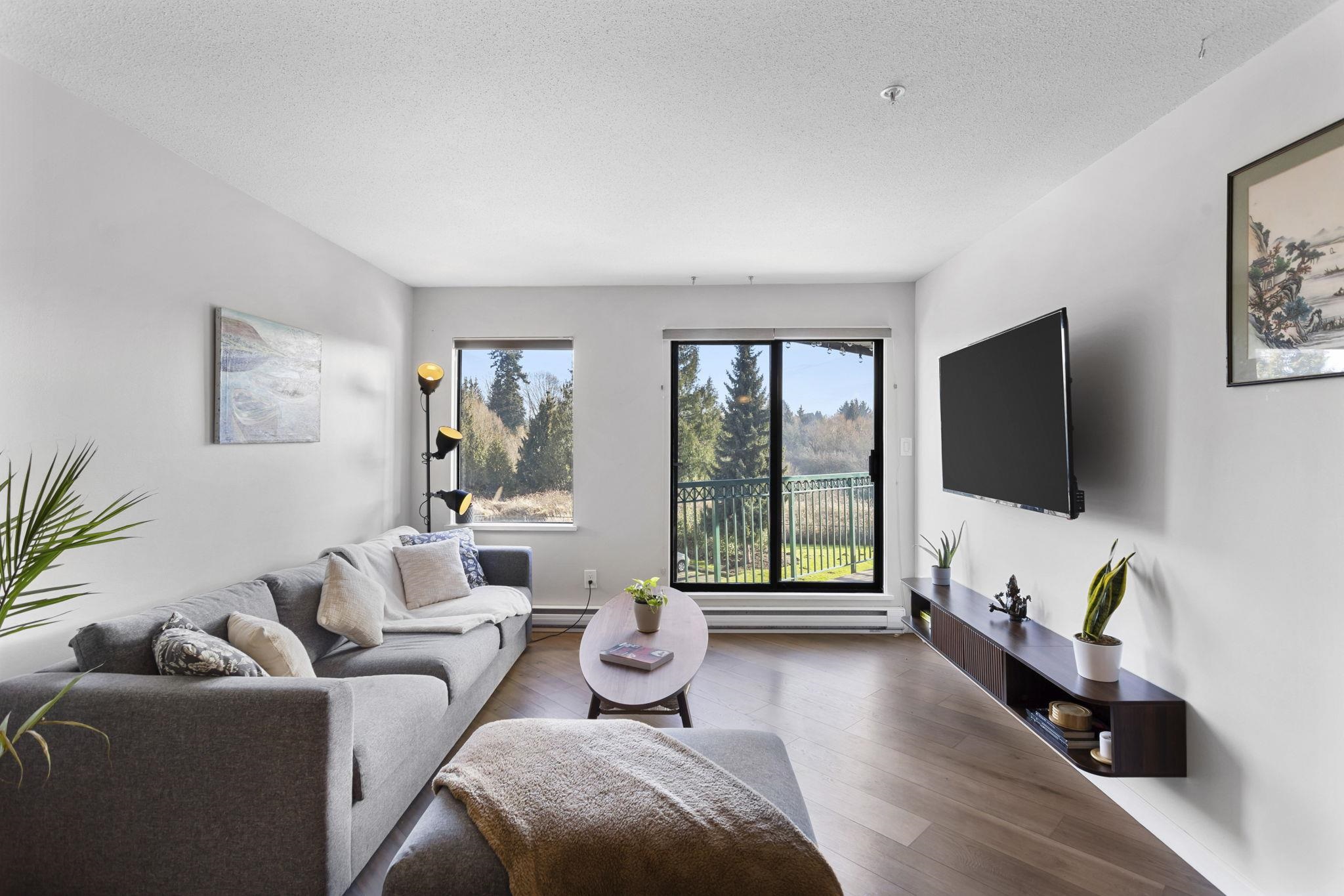 215 20454 53 AVENUE, R3081997, BC,