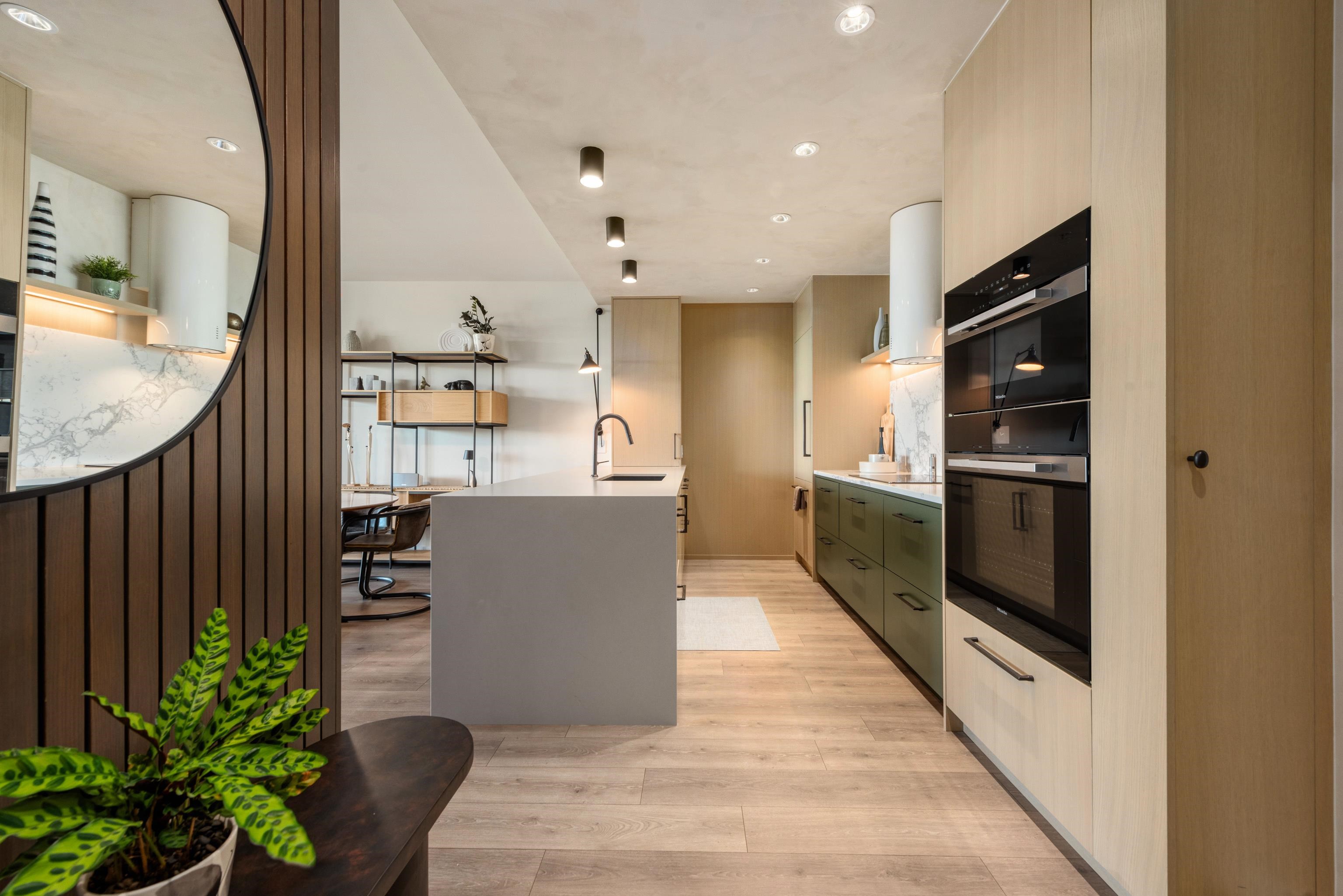 805 1616 COLUMBIA STREET, R3082021, BC,