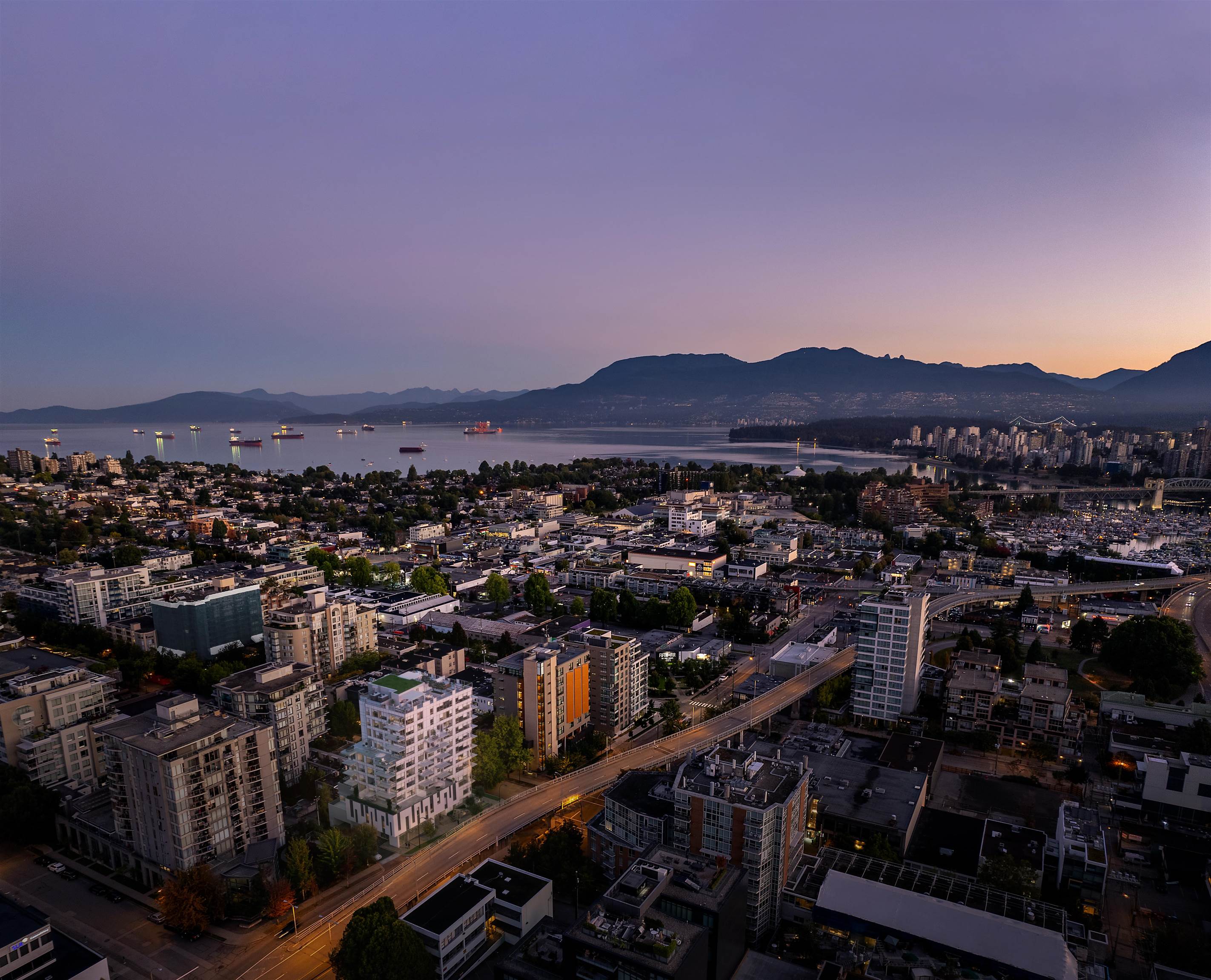 TH3 2323 FIR STREET, R3082048, BC,