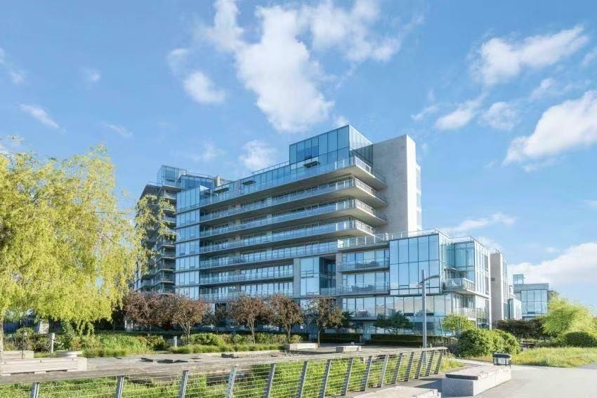 1302 5111 HOLLYBRIDGE WAY, R3082111, BC,