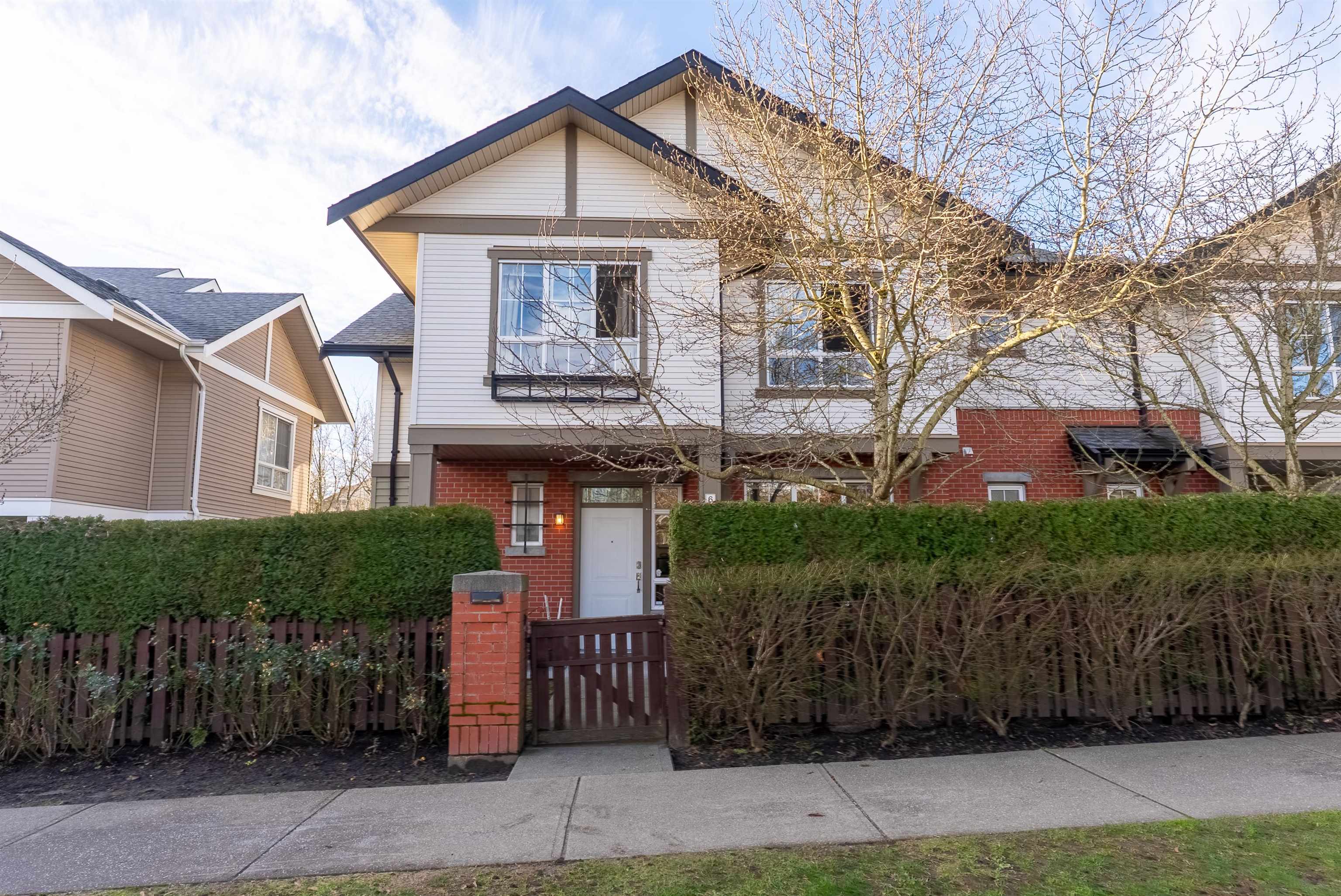 6879 195A STREET, Surrey BC V4N 6K3, R3082129, BC,