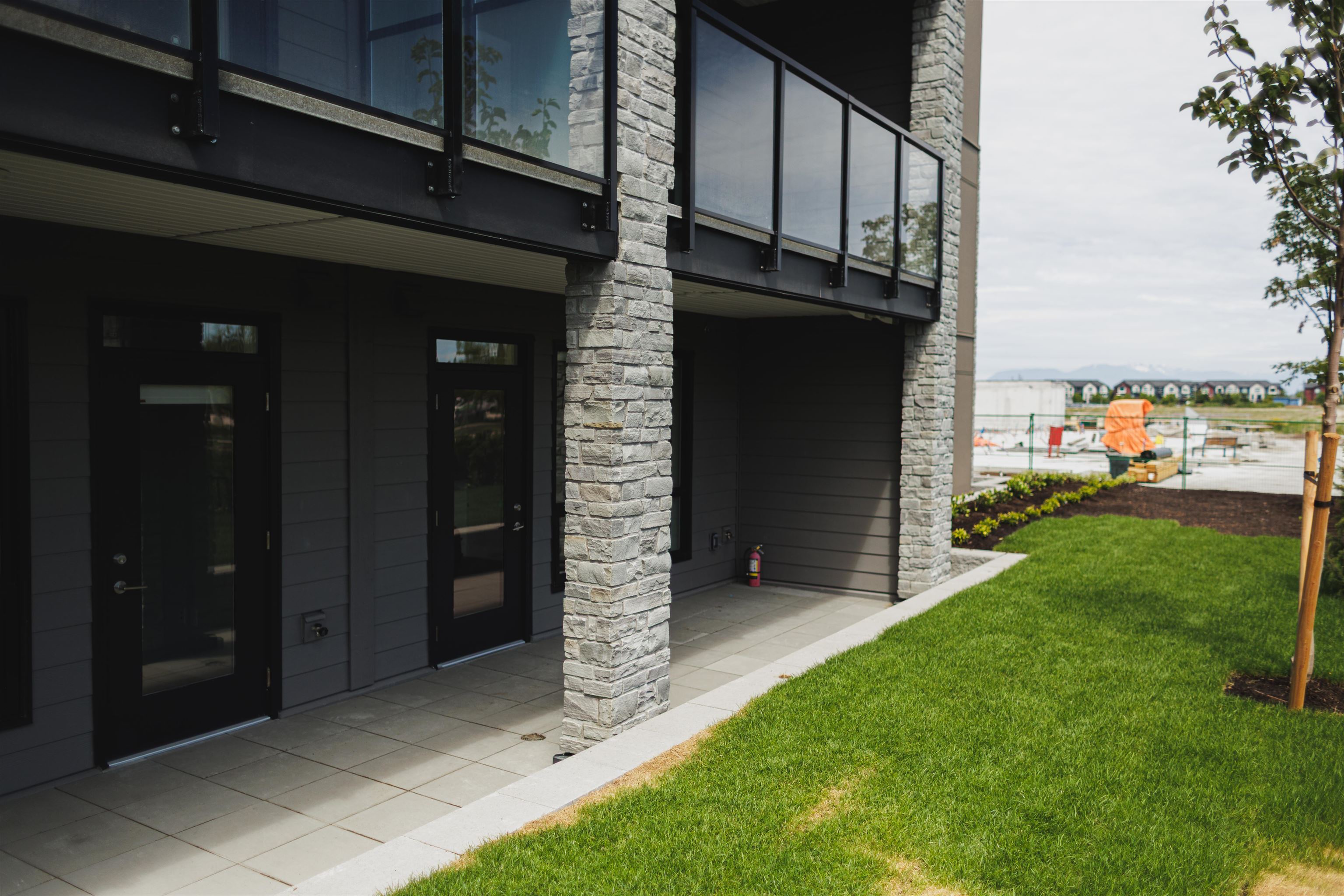 107 1942 STARLING DRIVE, R3082151, BC,