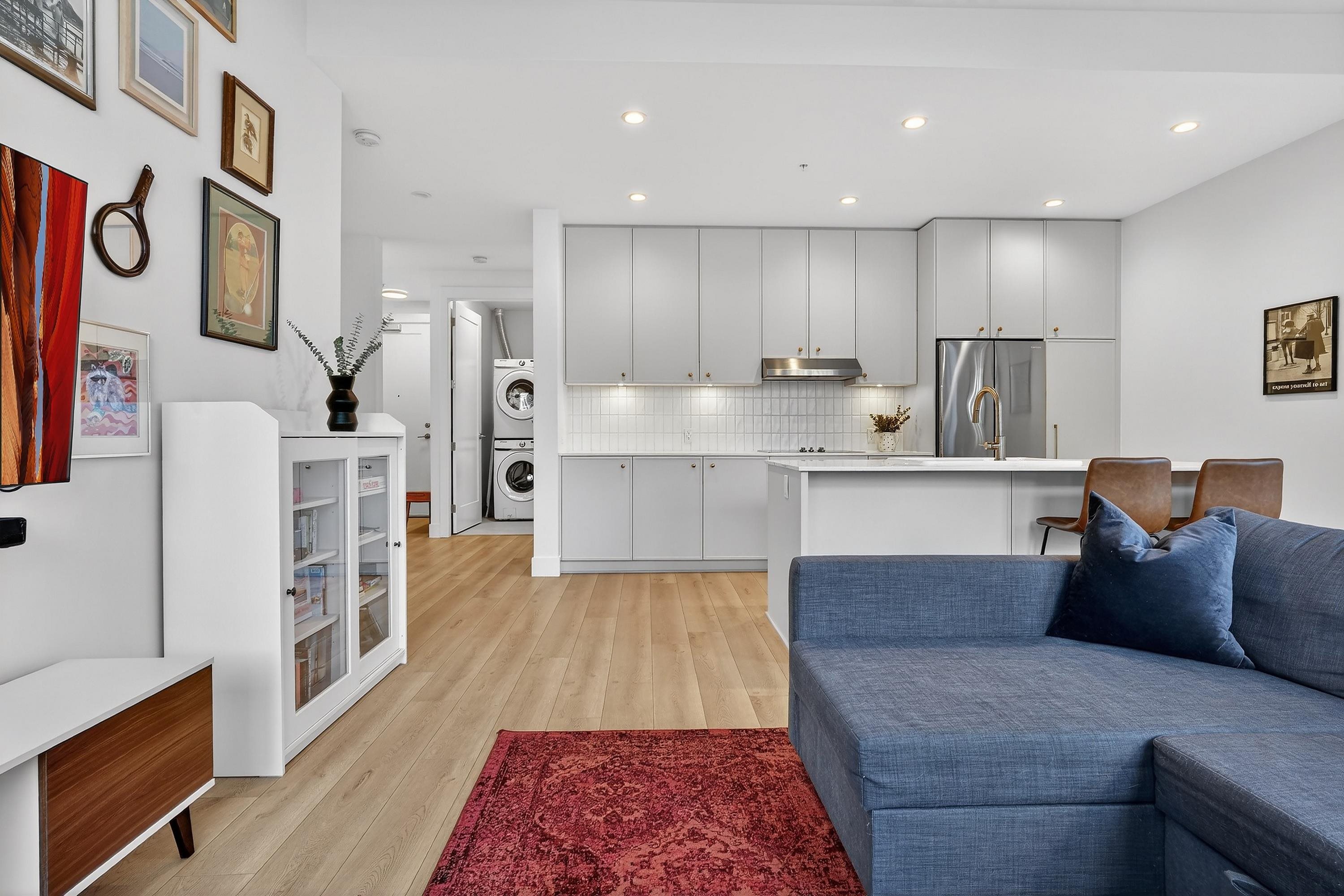 108 708 EDGAR AVENUE, R3082228, BC,