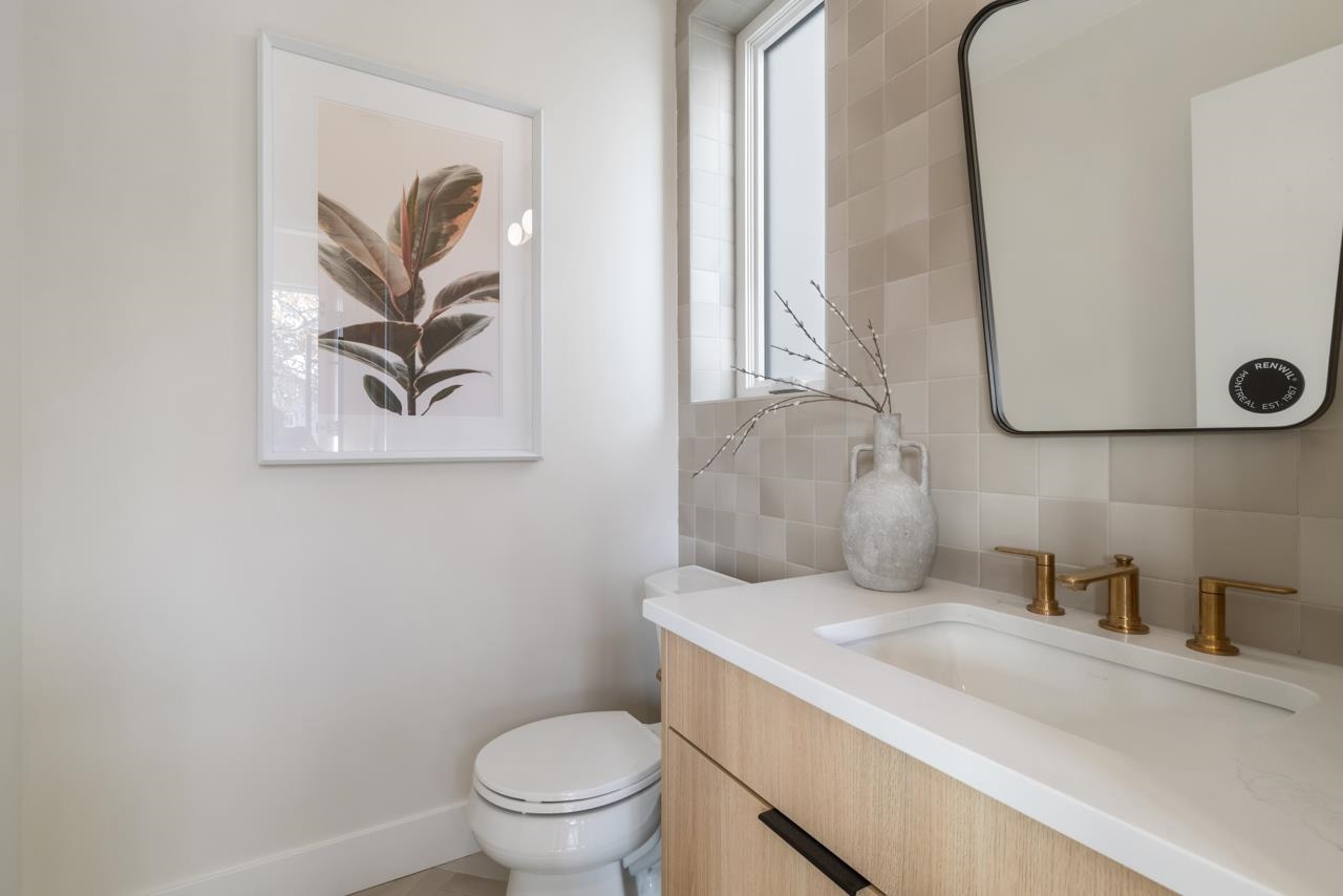 1937 TEMPLETON DRIVE, Vancouver BC V5N 4V9, R3082296, BC,