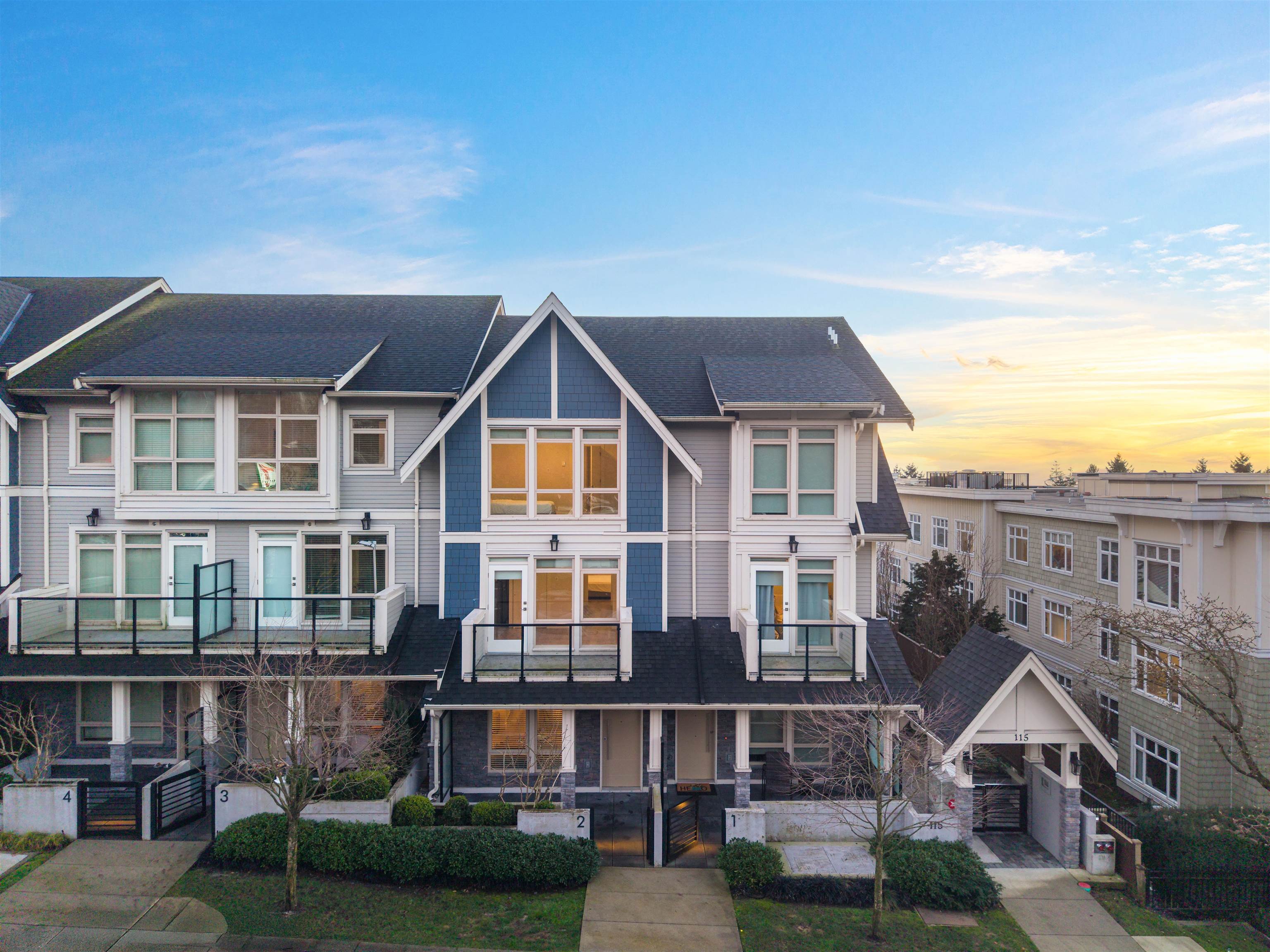 2 115 QUEENS ROAD, R3082326, BC,