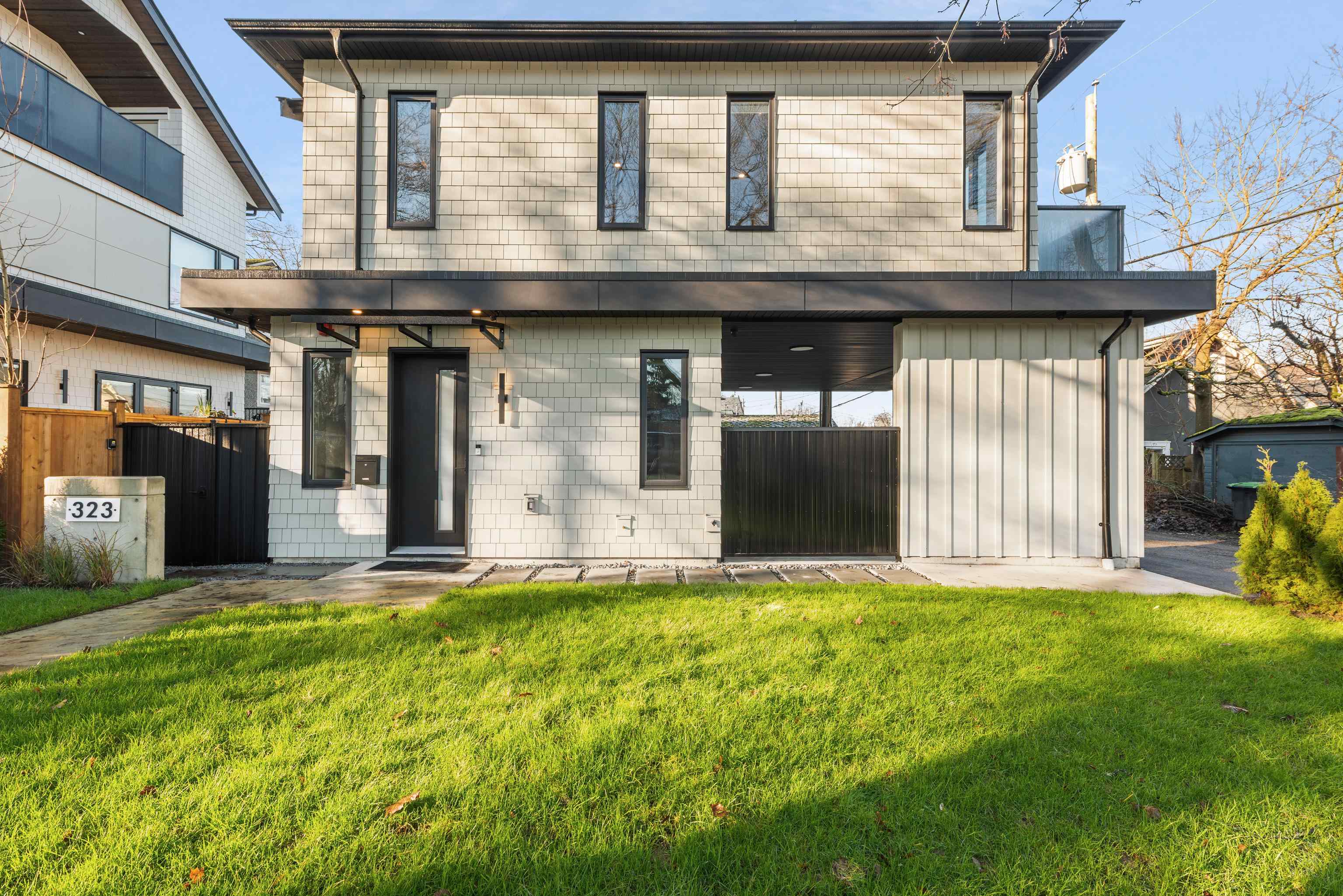 323 N KAMLOOPS STREET, Vancouver BC V5K 0A9, R3082368, BC,