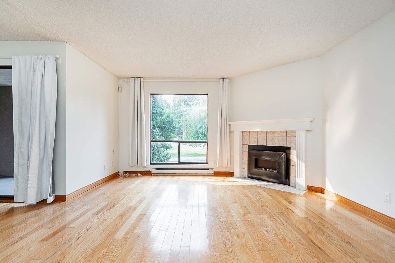 10570 HOLLY PARK LANE, Surrey BC V3R 6X9, R3082409, BC,