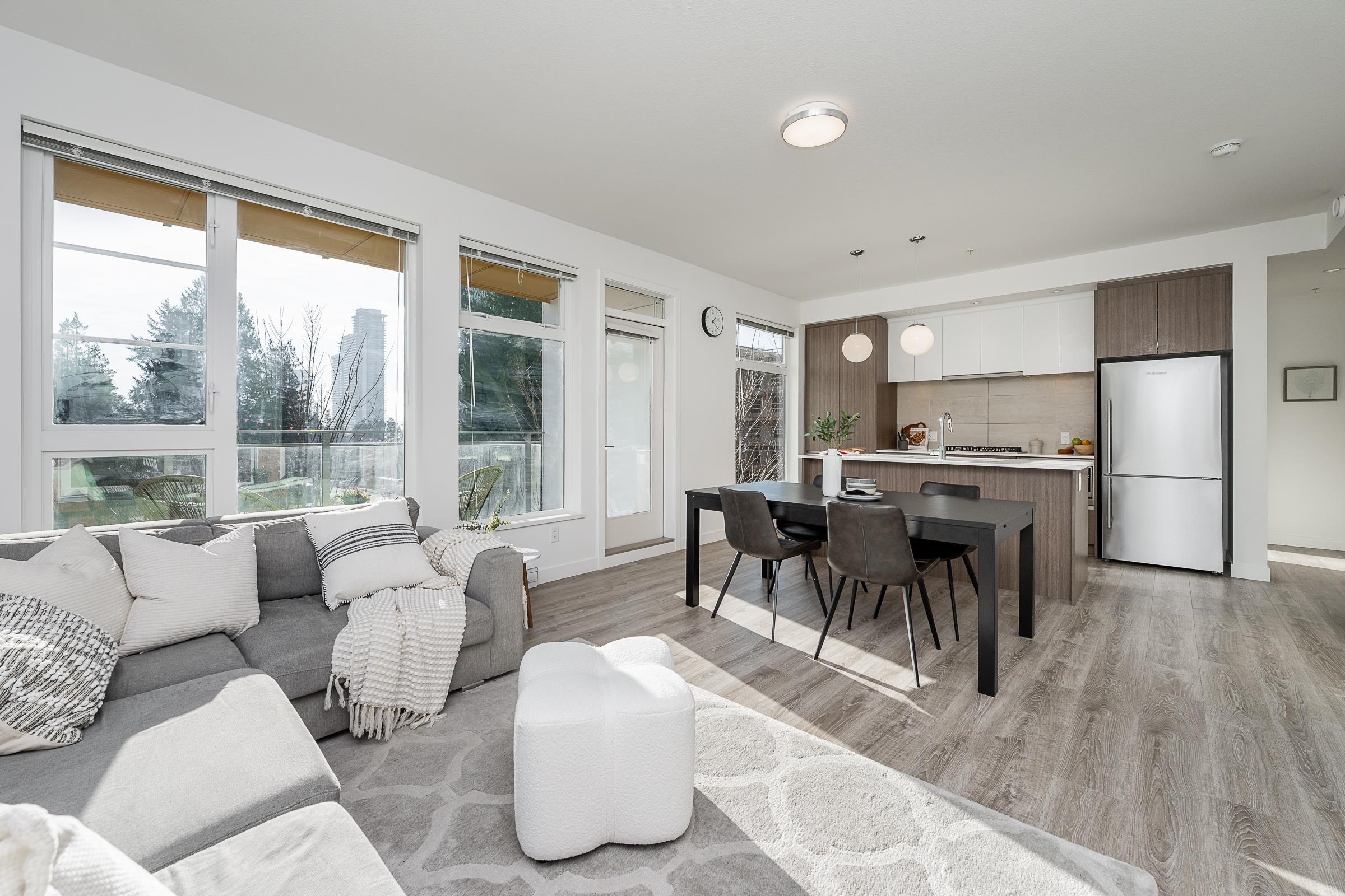 304 516 FOSTER AVENUE, R3082489, BC,