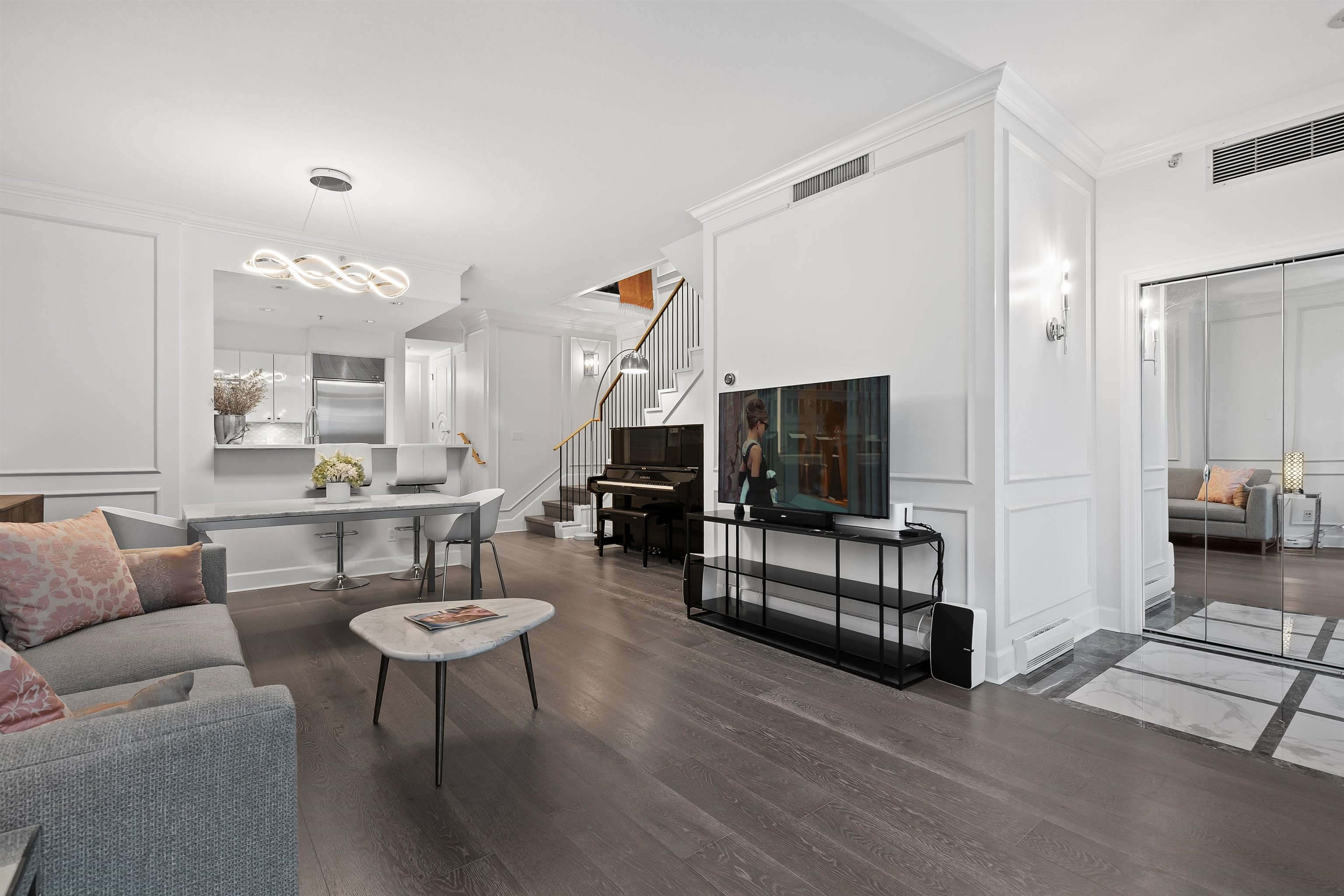 493 BROUGHTON STREET, Vancouver BC V6G 3E8, R3082496, BC,