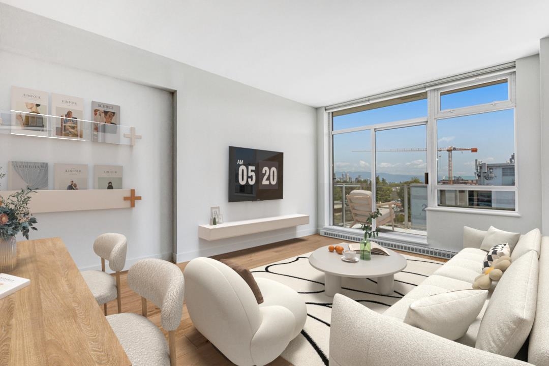 PH802 2228 BROADWAY, R3082591, BC,