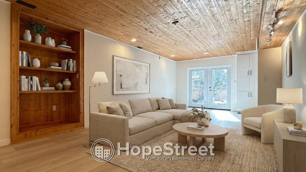 2451 MOWAT PLACE, North Vancouver BC V7H 2X2, R3082799, BC,