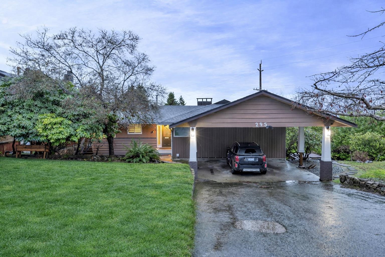 295 N GAMMA AVENUE, Burnaby BC V5C 1Y2, R3083044, BC,