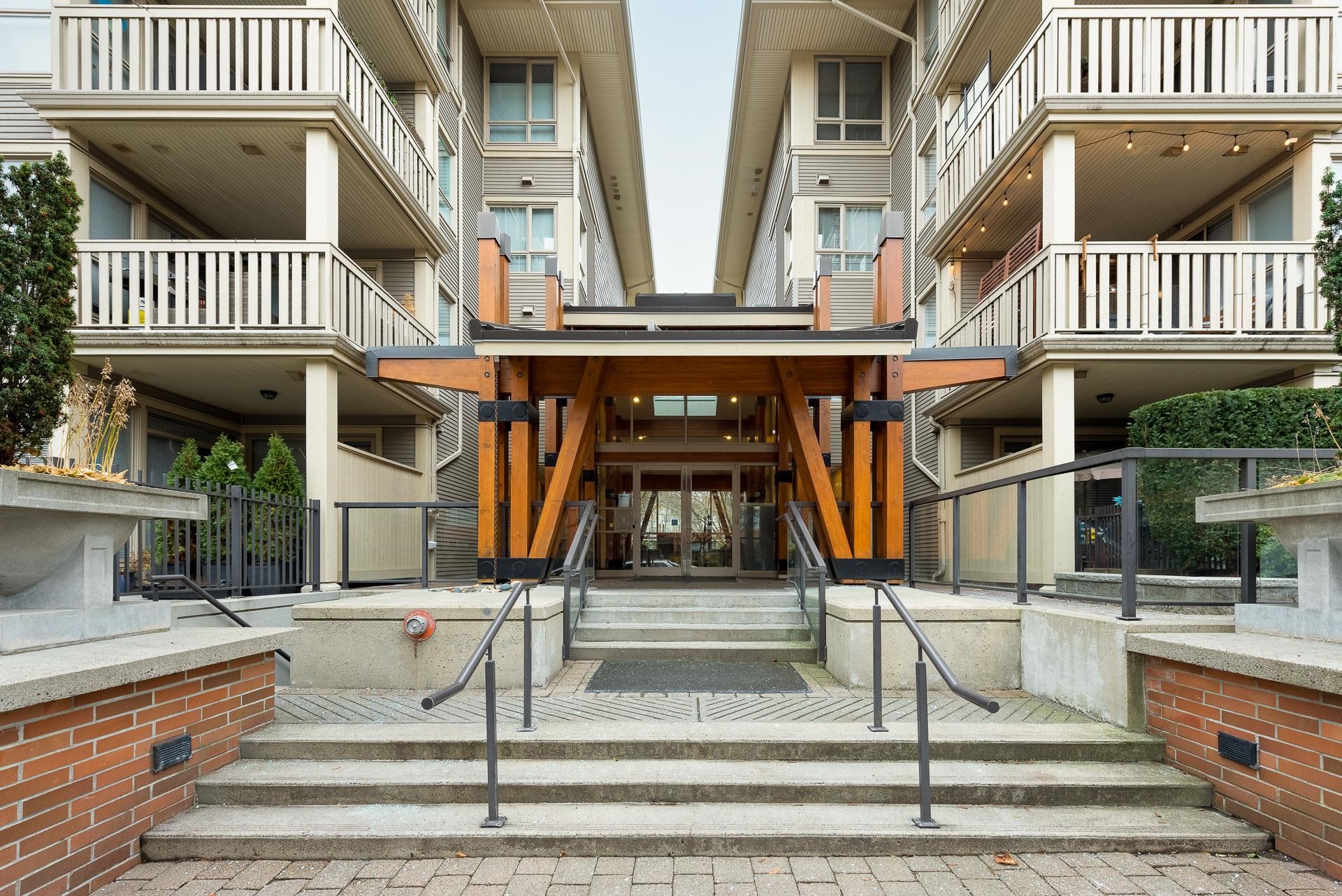 419 801 KLAHANIE DRIVE, R3083137, BC,