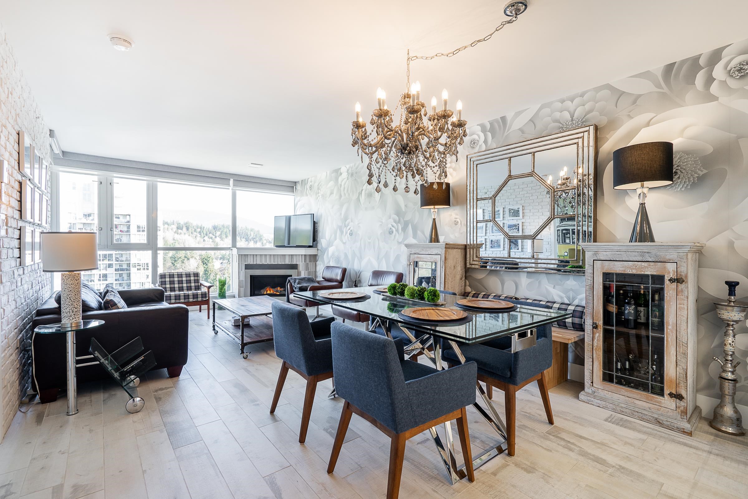 1806 235 GUILDFORD WAY, R3083150, BC,