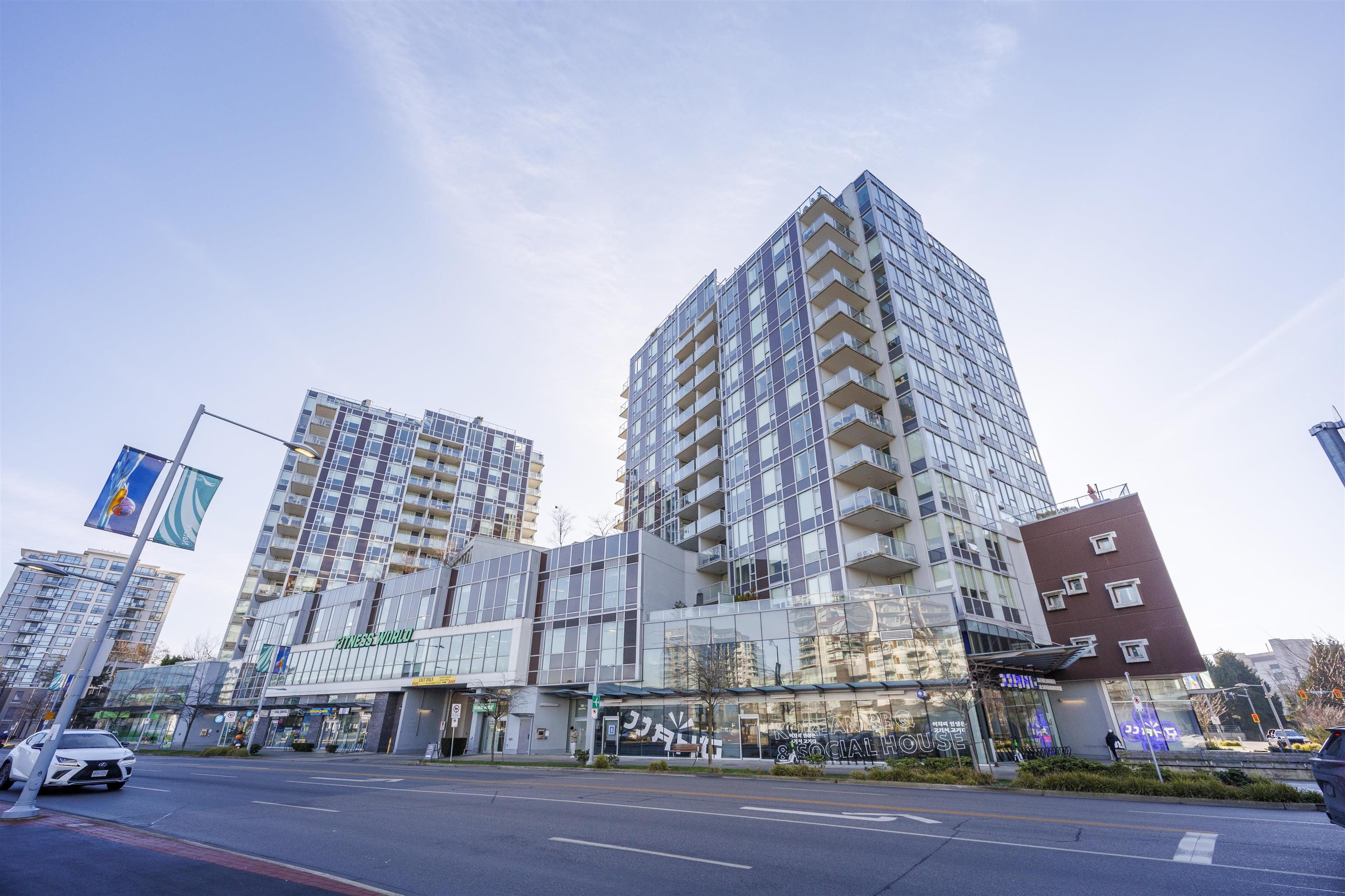 310 7468 LANSDOWNE ROAD, R3083270, BC,