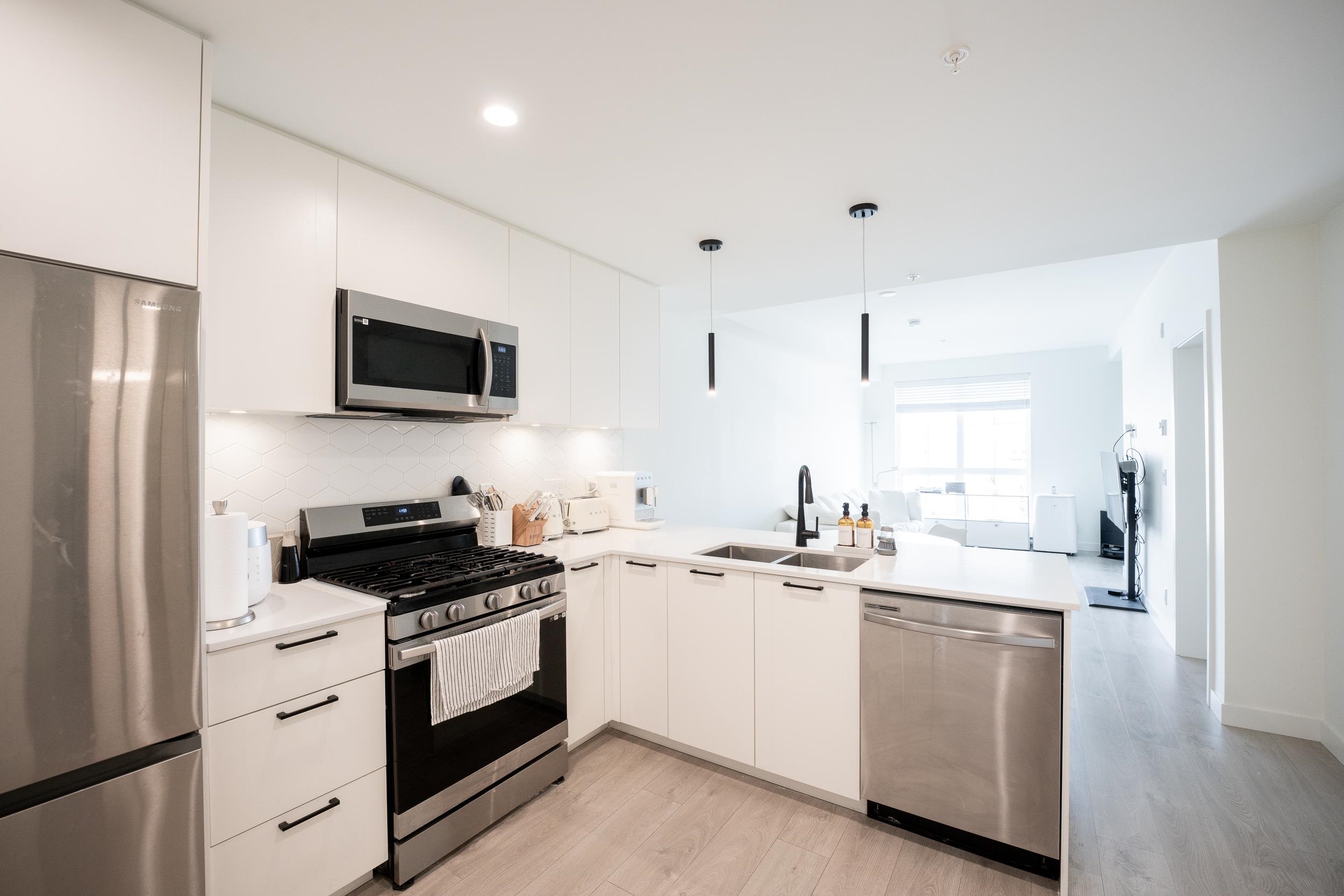 302 8380 200A STREET, R3083440, BC,