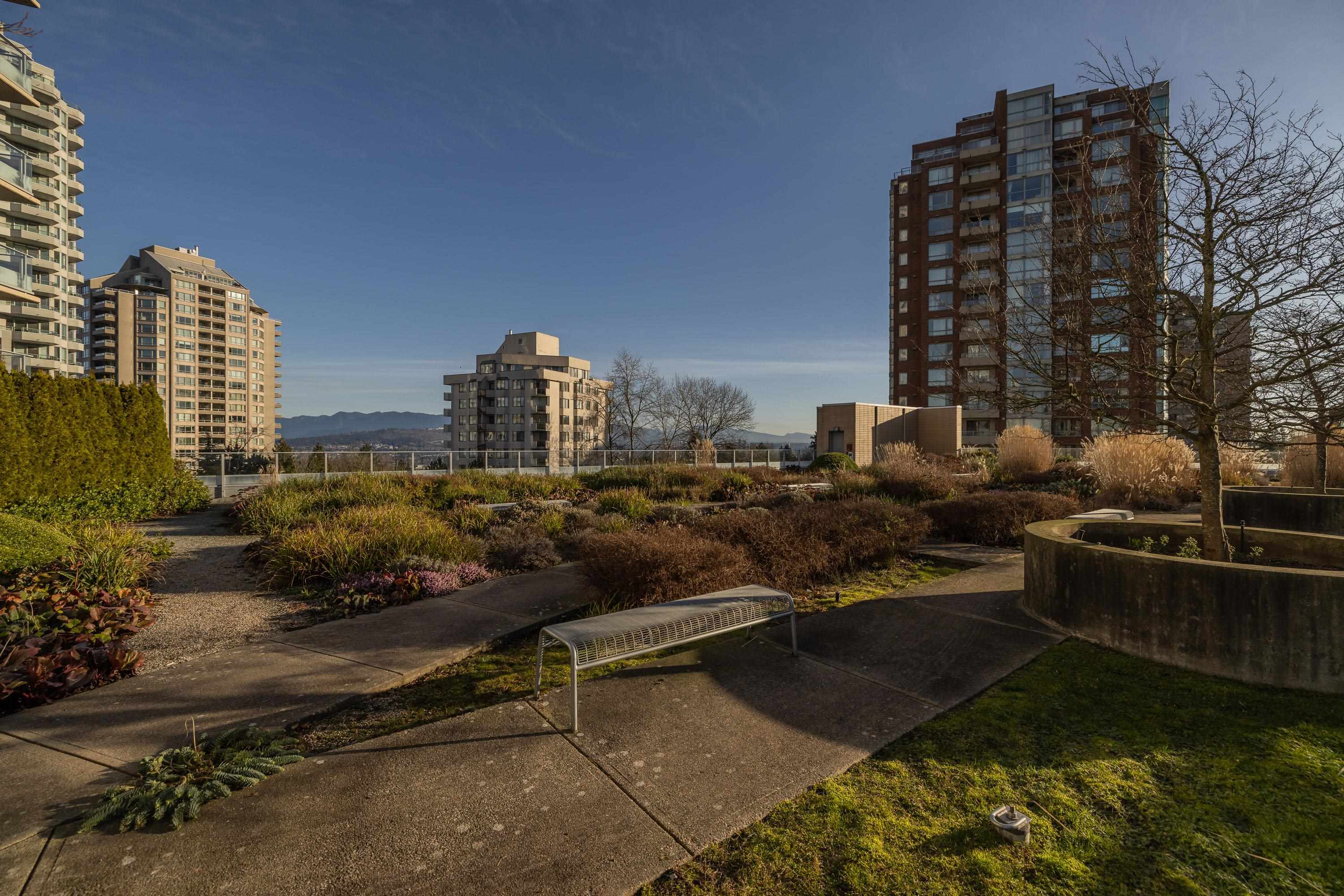 702 4808 HAZEL STREET, R3083581, BC,