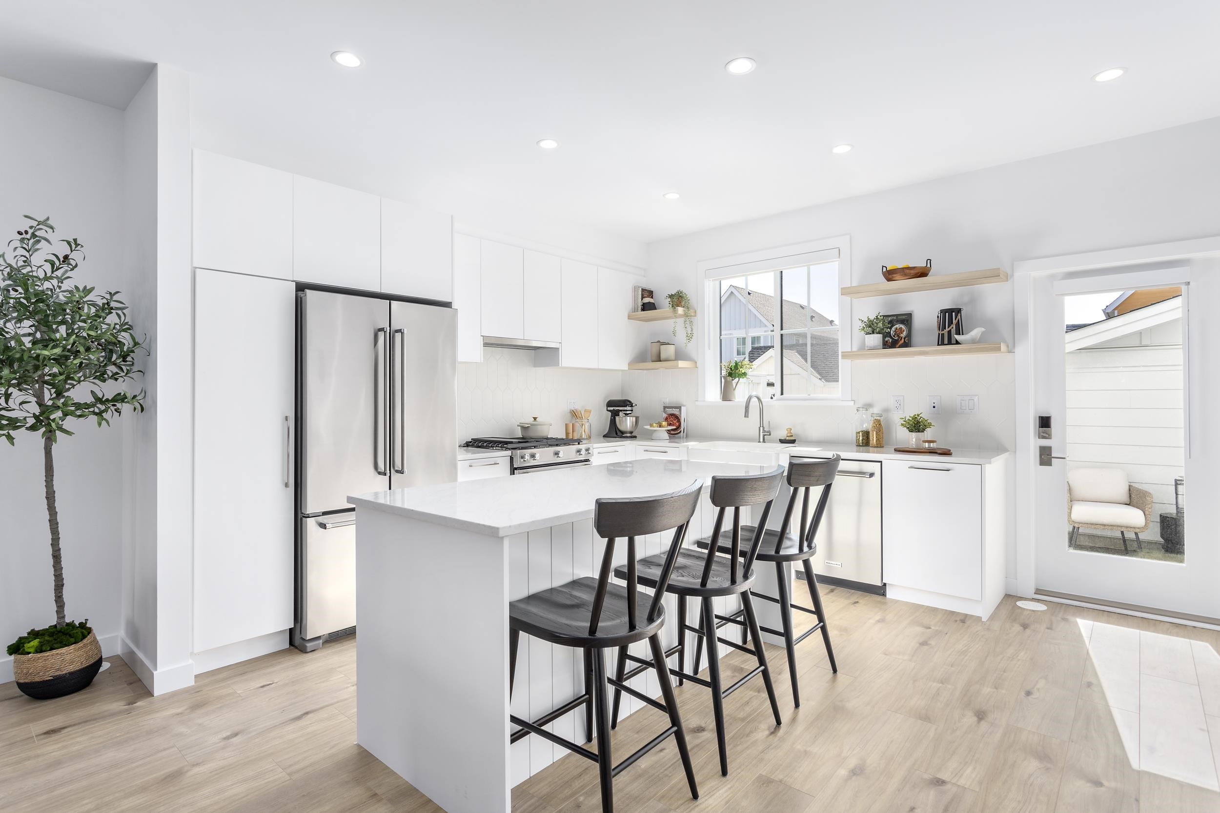 8 6366 DAIRY AVENUE, R3083643, BC,