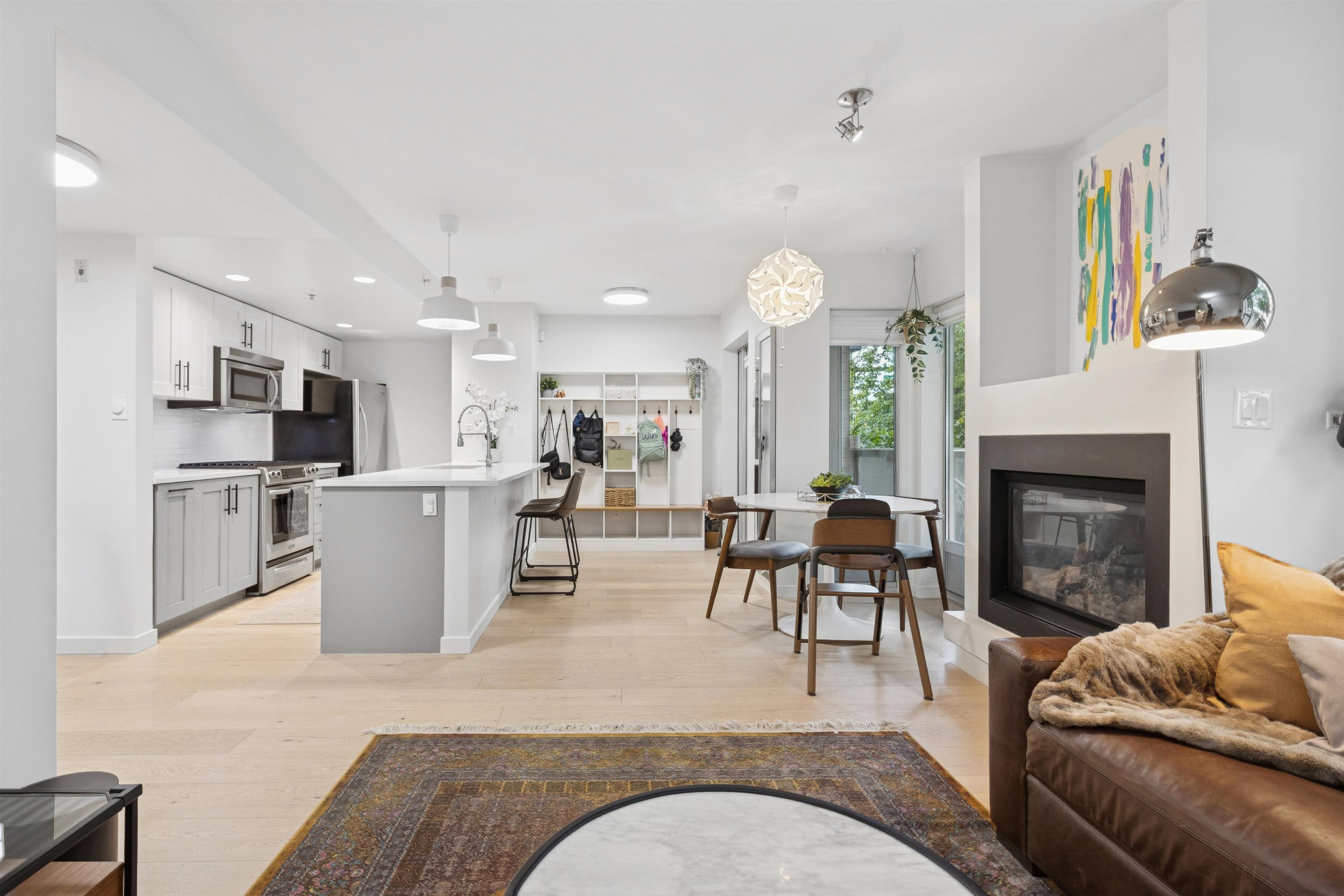 TH4 1288 CHESTERFIELD AVENUE, R3083666, BC,