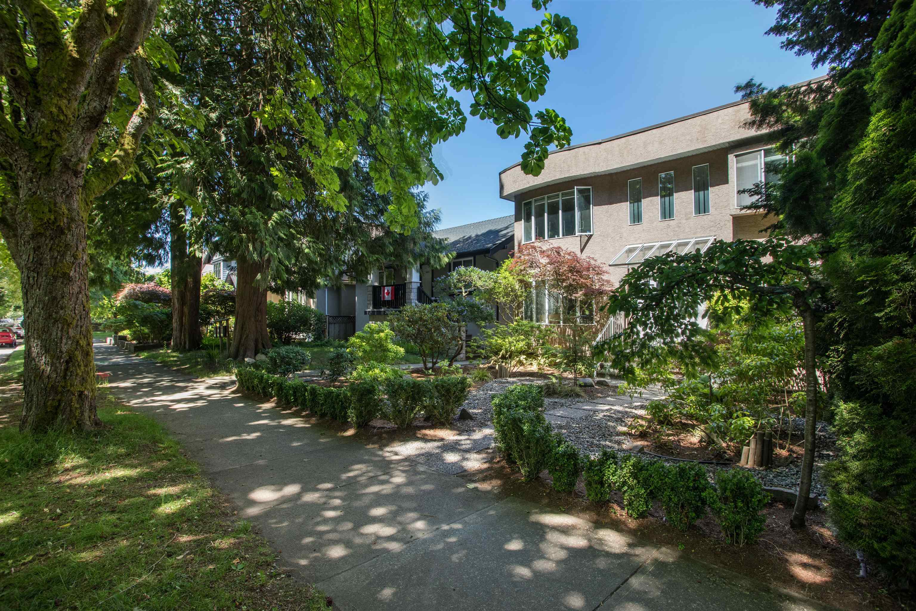 2945 W 12TH AVENUE, Vancouver BC V6K 2R2, R3083843, BC,