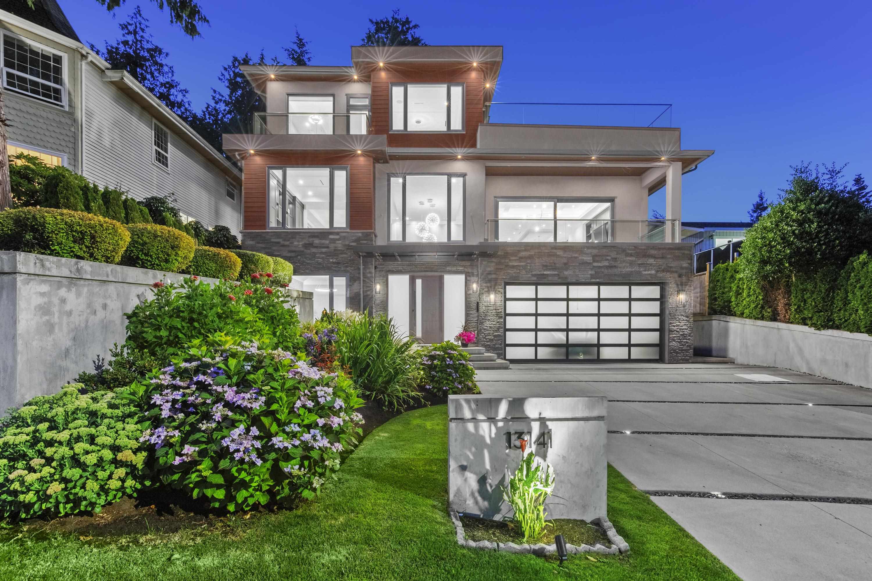 13141 MARINE DRIVE, Surrey BC V4A 1E6, R3083889, BC,