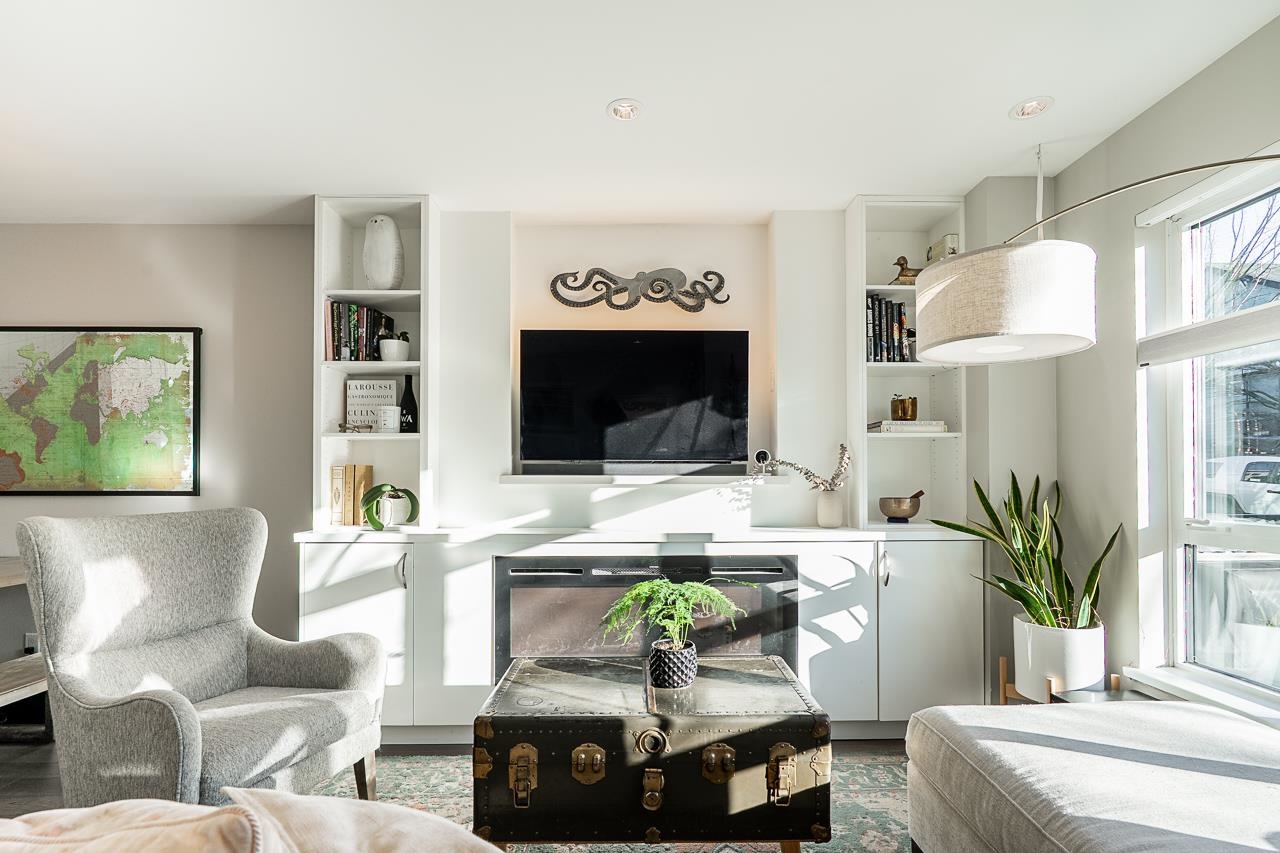 1865 ADANAC STREET, Vancouver BC V5L 2E1, R3083942, BC,