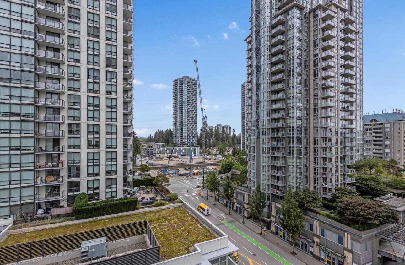 1103 2979 GLEN DRIVE, R3084076, BC,