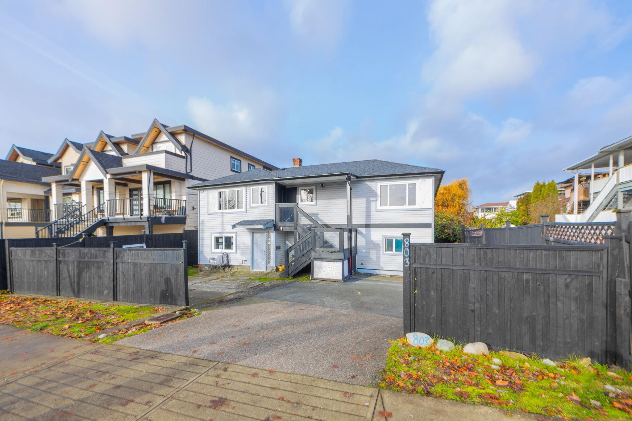 803 EWEN AVENUE, New Westminster BC V3M 5C6, R3084146, BC,
