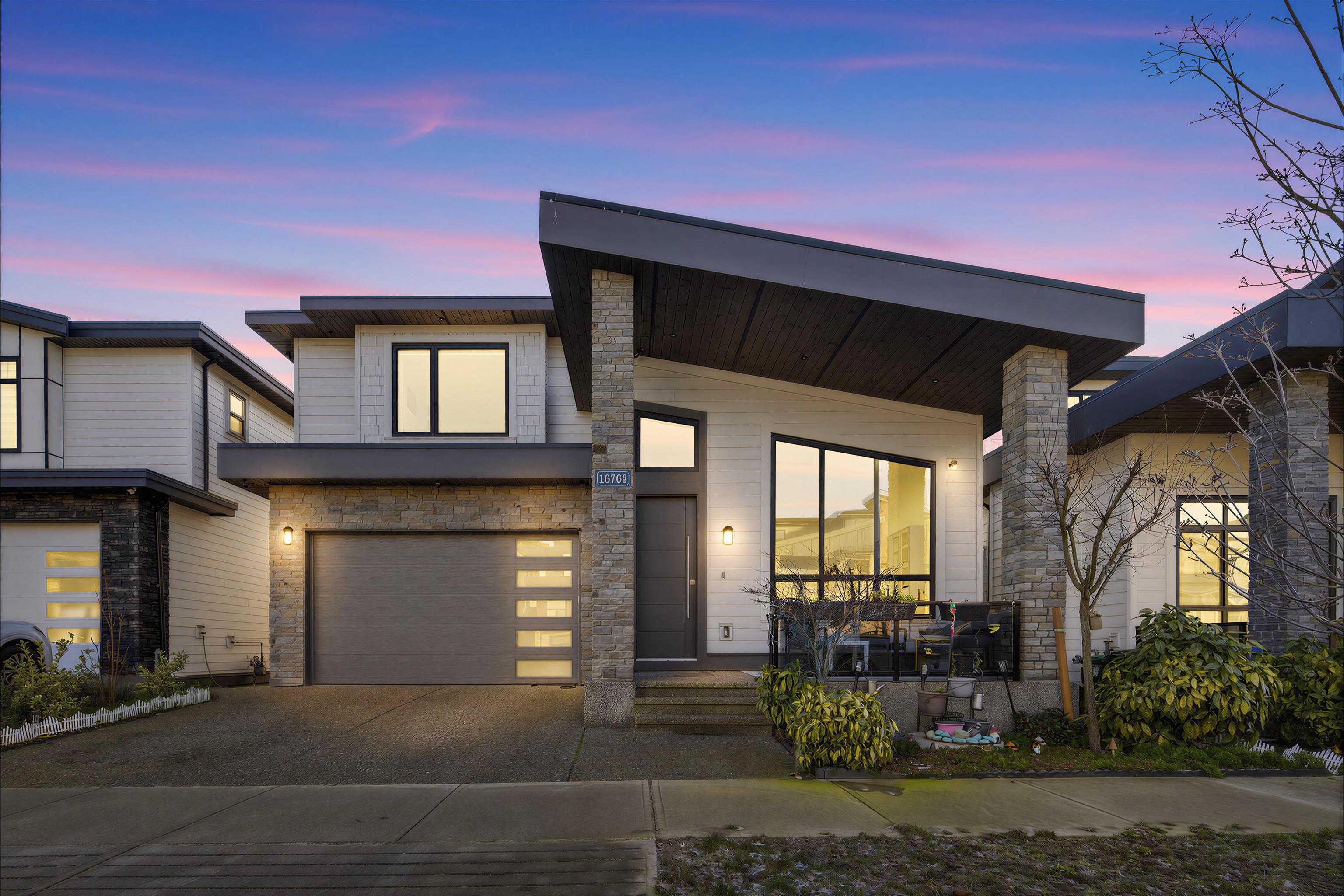 16764 18A AVENUE, Surrey BC V3Z 9X5, R3084154, BC,