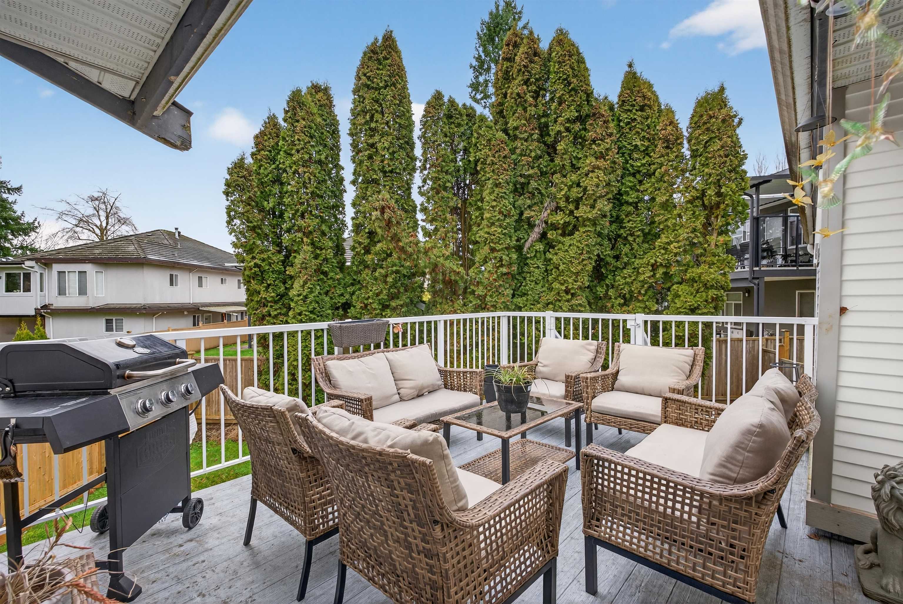 8927 146A STREET, Surrey BC V3R 6Z9, R3084155, BC,