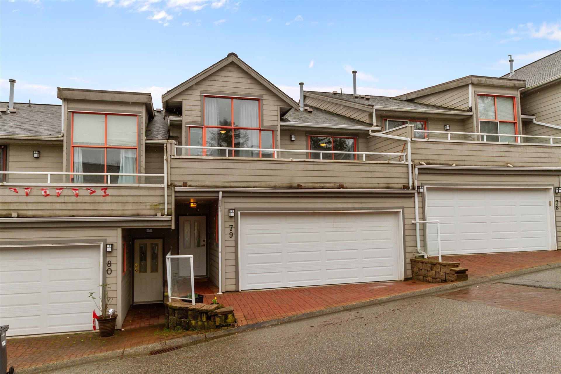 79 323 GOVERNORS COURT, R3084174, BC,