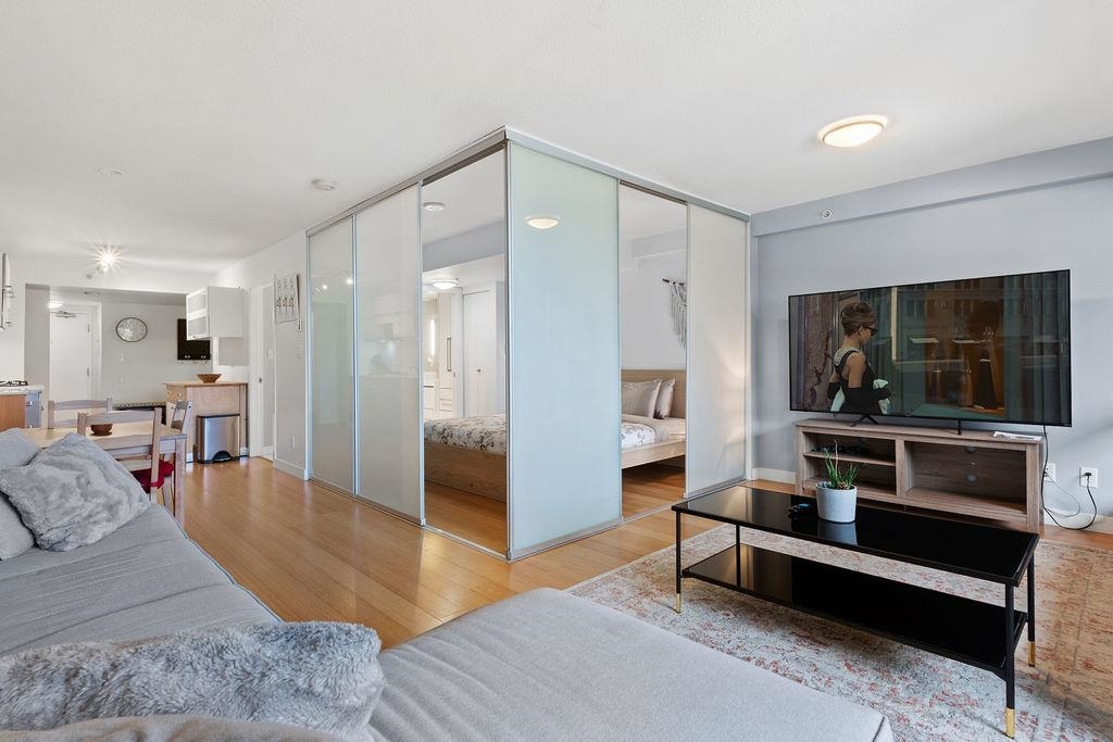 406 718 MAIN STREET, R3084211, BC,