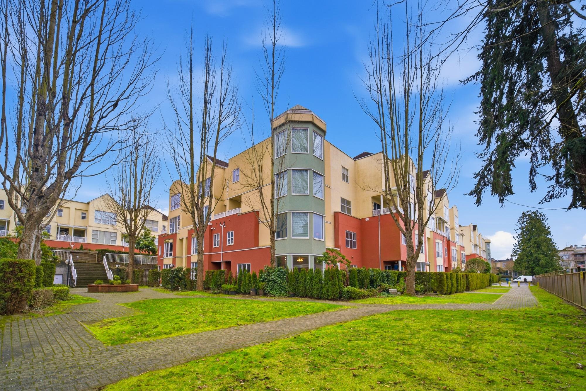 195 8333 JONES ROAD, R3084232, BC,