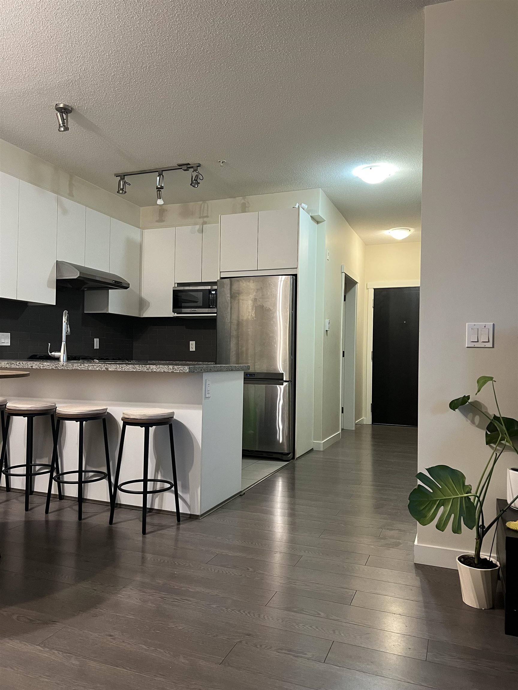 9388 MCKIM WAY, Richmond BC V6P 0J7, R3084319, BC,