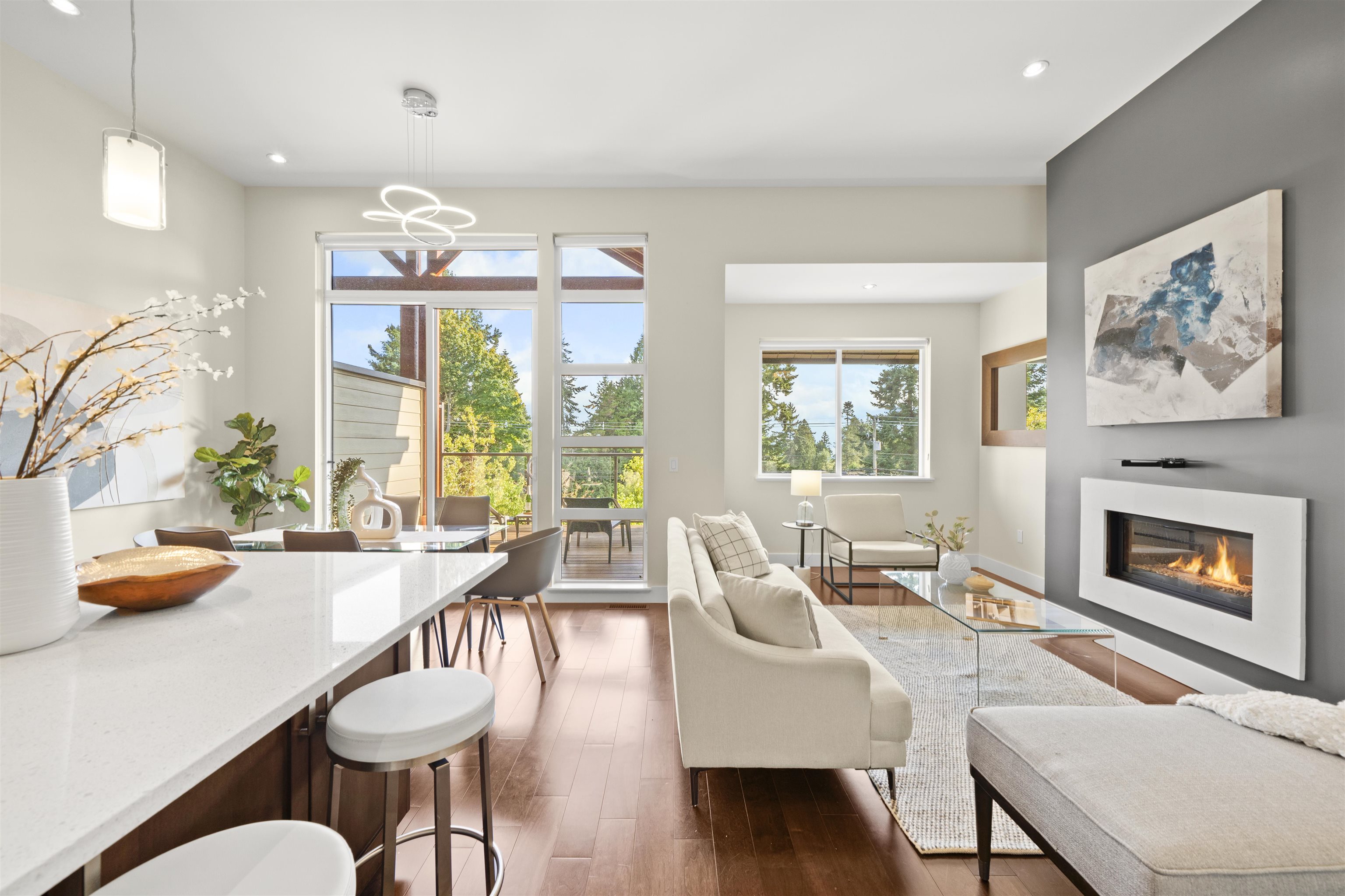 209 13585 16 AVENUE, R3084328, BC,