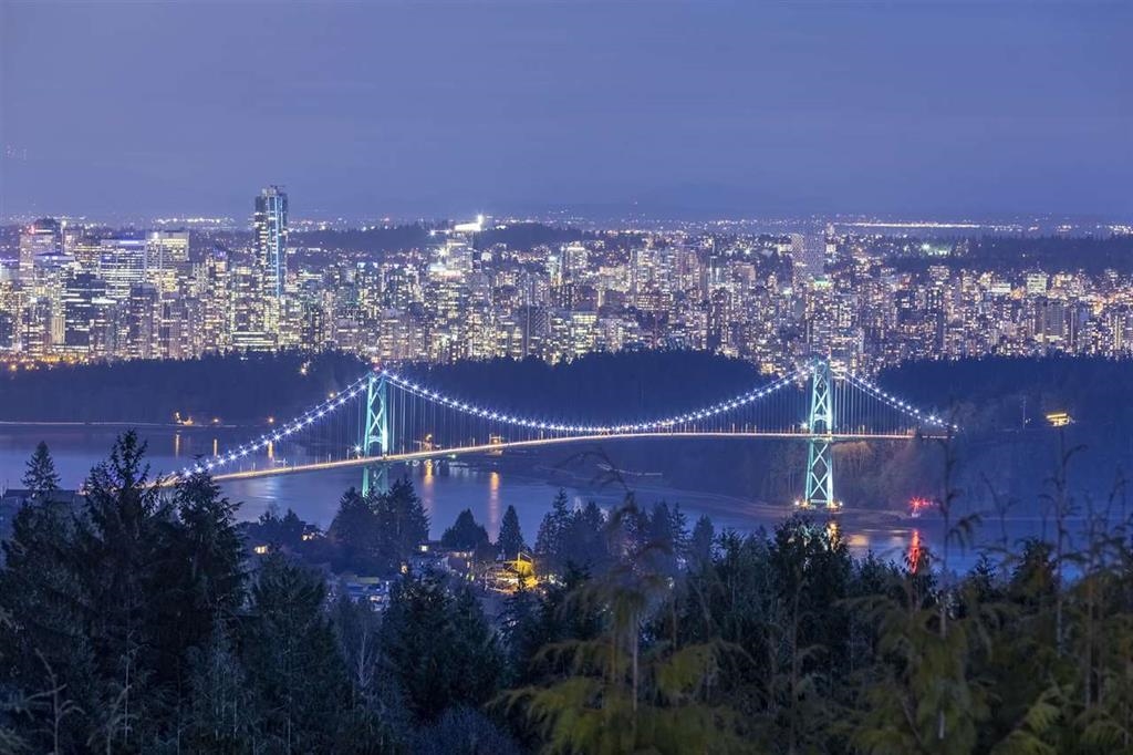 1375 BURNSIDE ROAD, West Vancouver BC V7S 2P6, R3084397, BC,