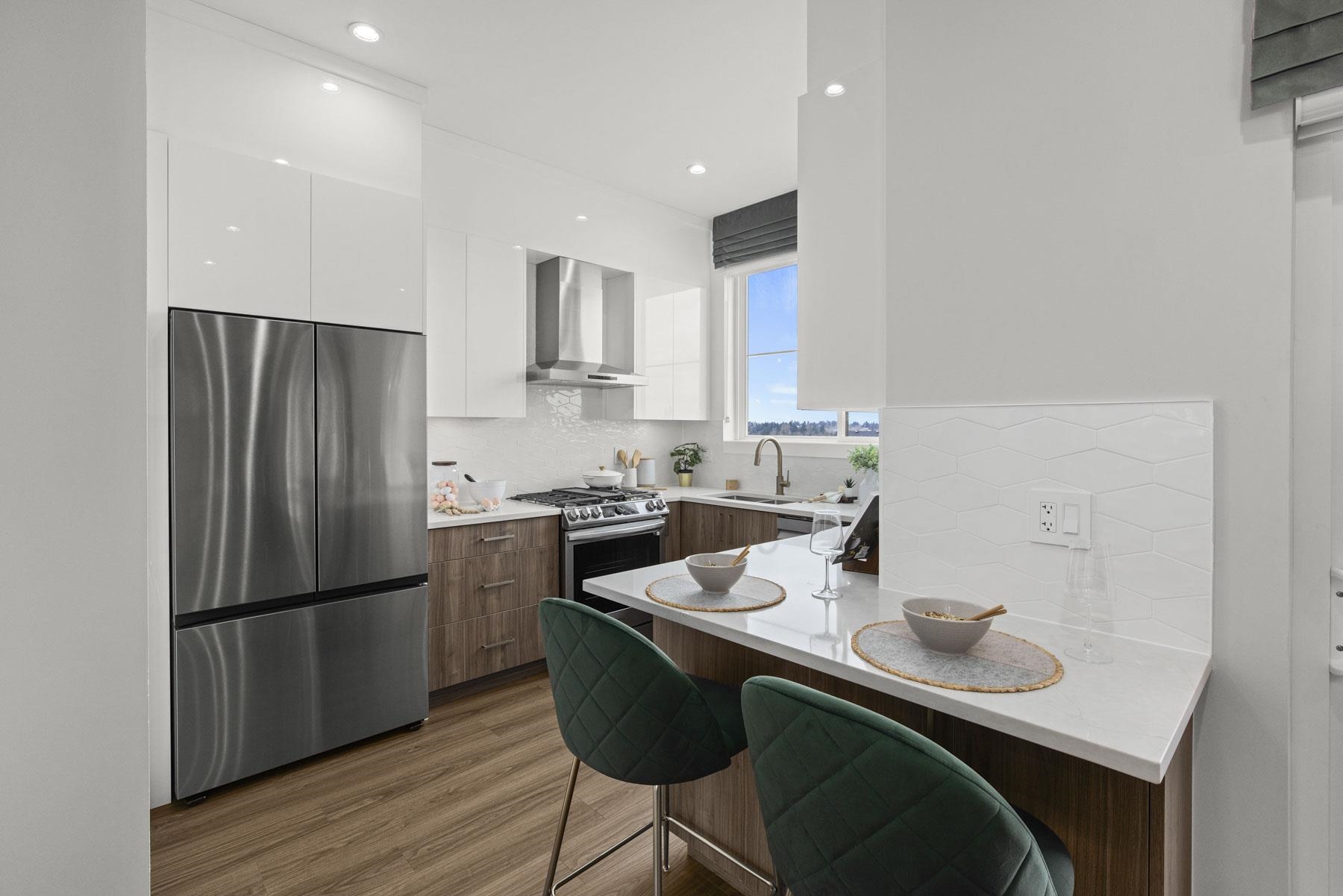 16 6035 141 STREET, R3084604, BC,