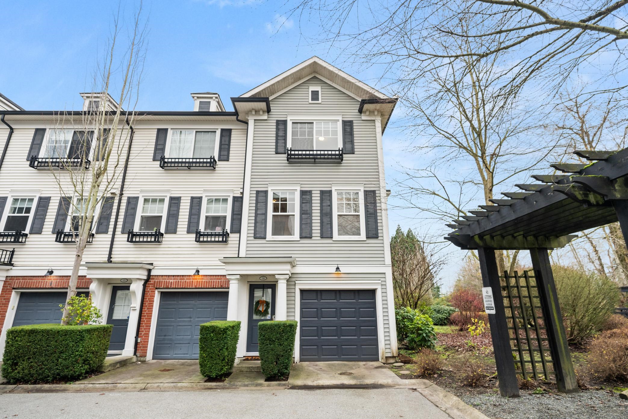 16 18983 72A AVENUE, R3084680, BC,