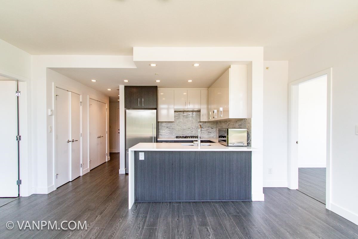 704 518 WHITING WAY, R3084681, BC,