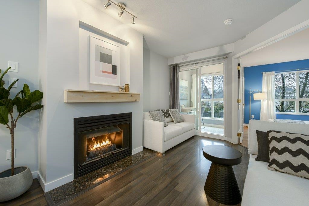 313 760 KINGSWAY, R3084822, BC,