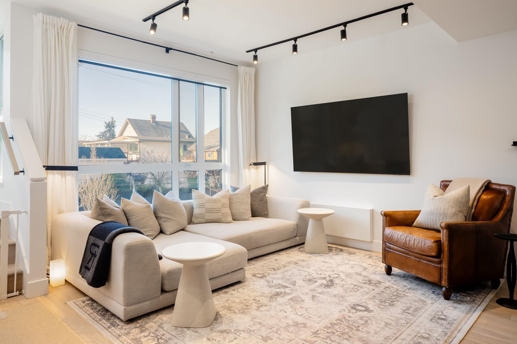 3914 DUMFRIES STREET, Vancouver BC V5N 0J1, R3084919, BC,