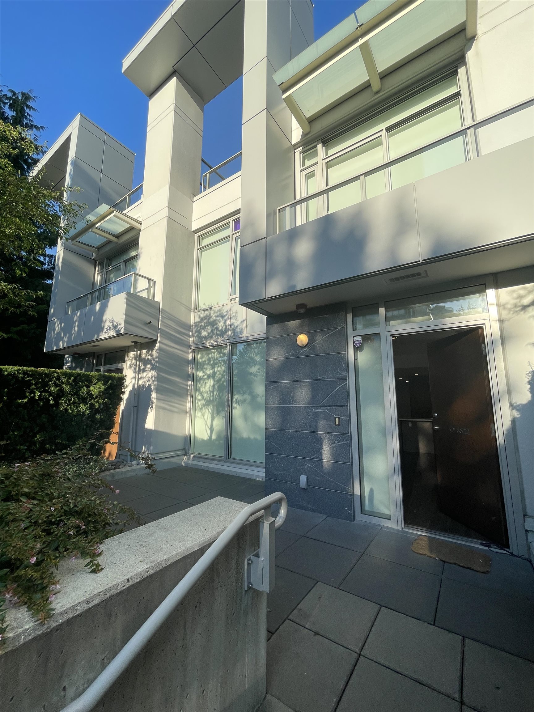 6522 NELSON AVENUE, Burnaby BC V5H 3J8, R3085154, BC,