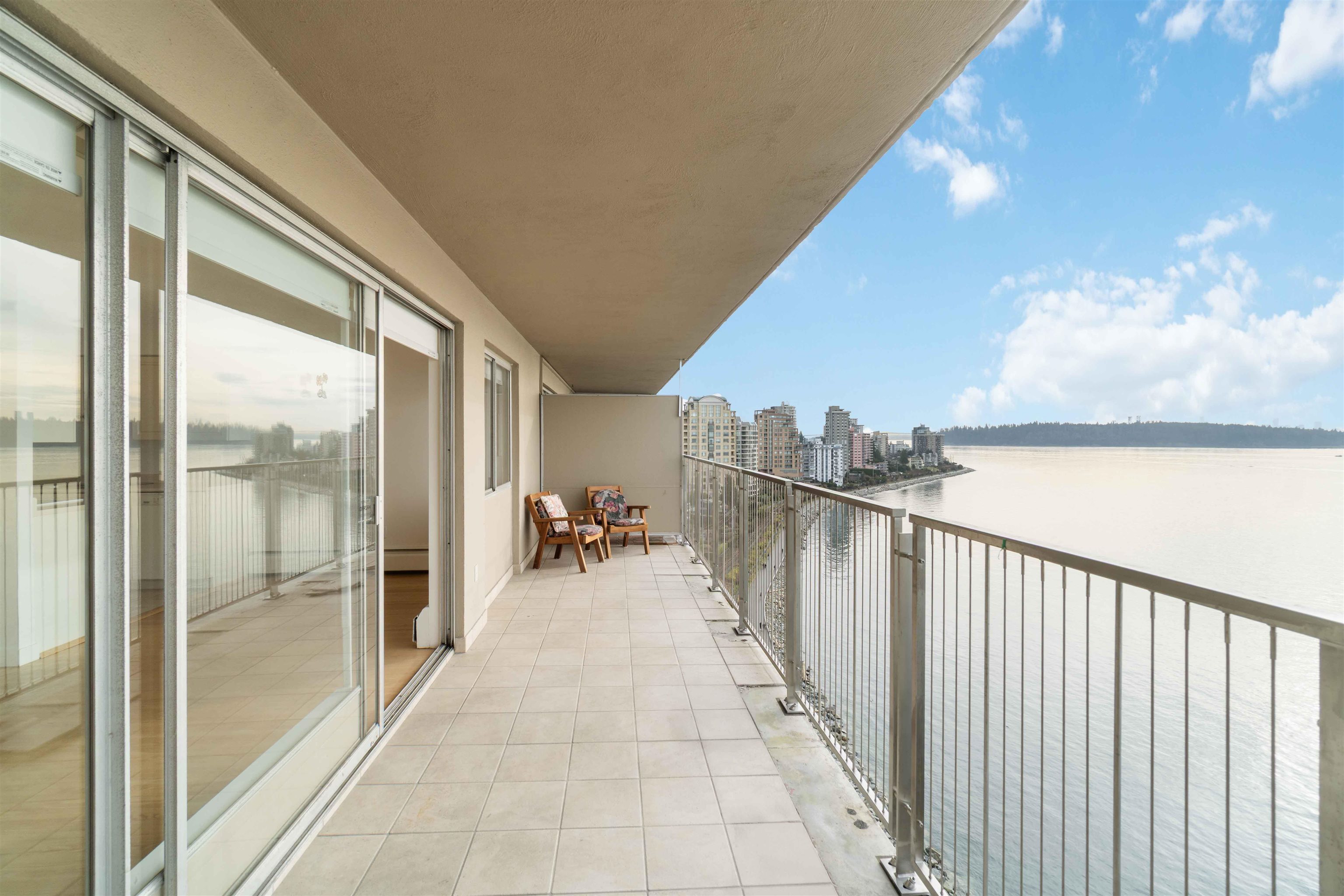 1507 150 24TH STREET, R3085161, BC,