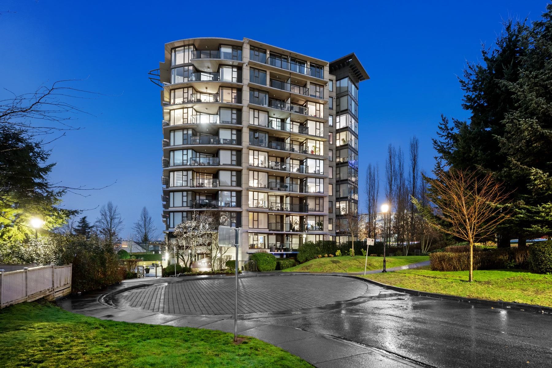 807 683 VICTORIA PARK, R3085335, BC,