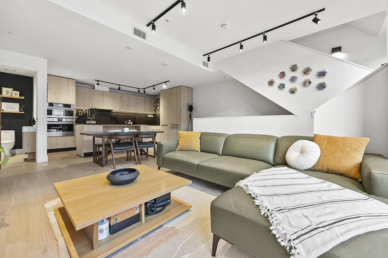 3956 DUMFRIES STREET, Vancouver BC V5N 0J1, R3085394, BC,