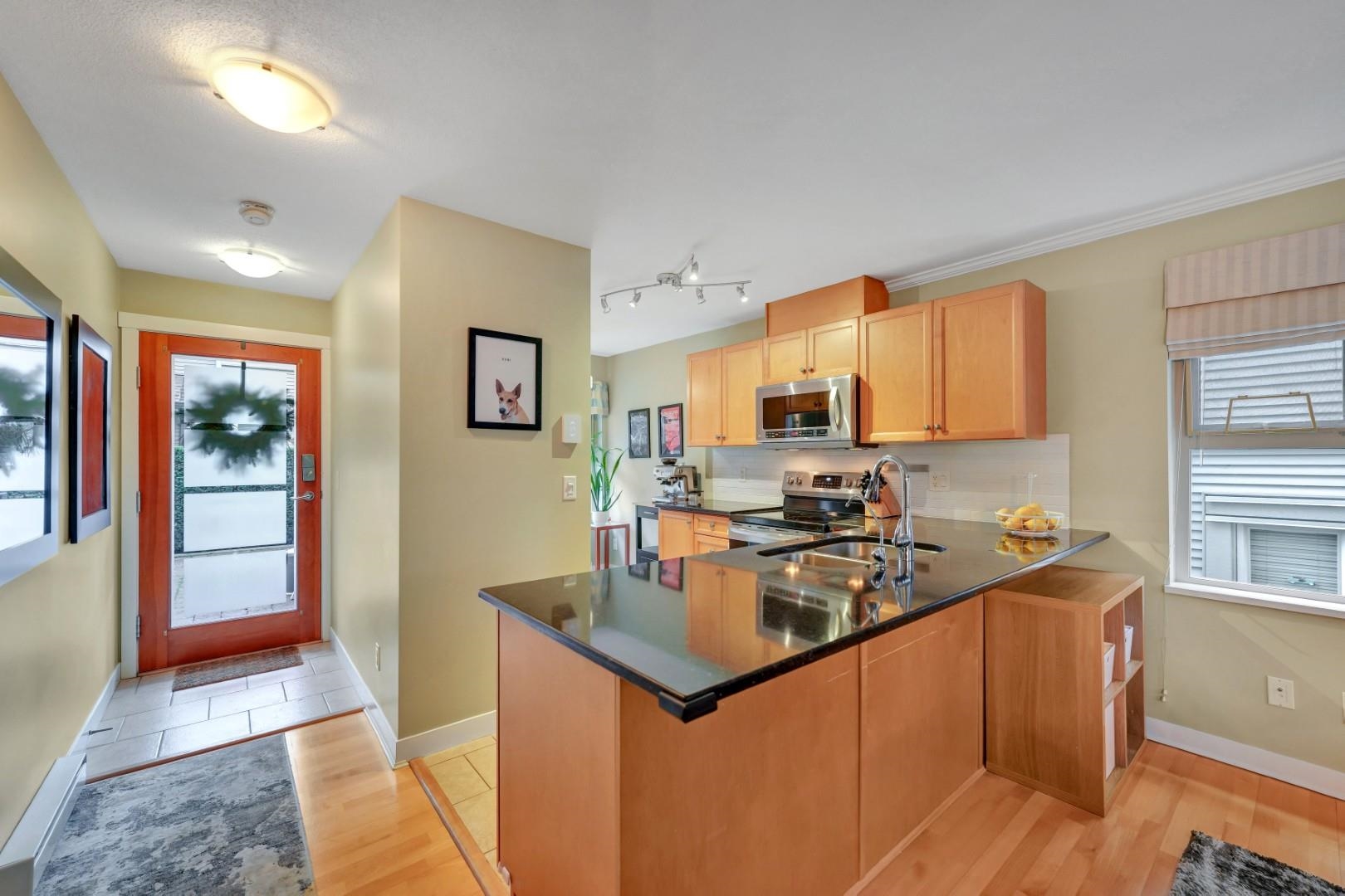 36 3855 PENDER STREET, R3085405, BC,