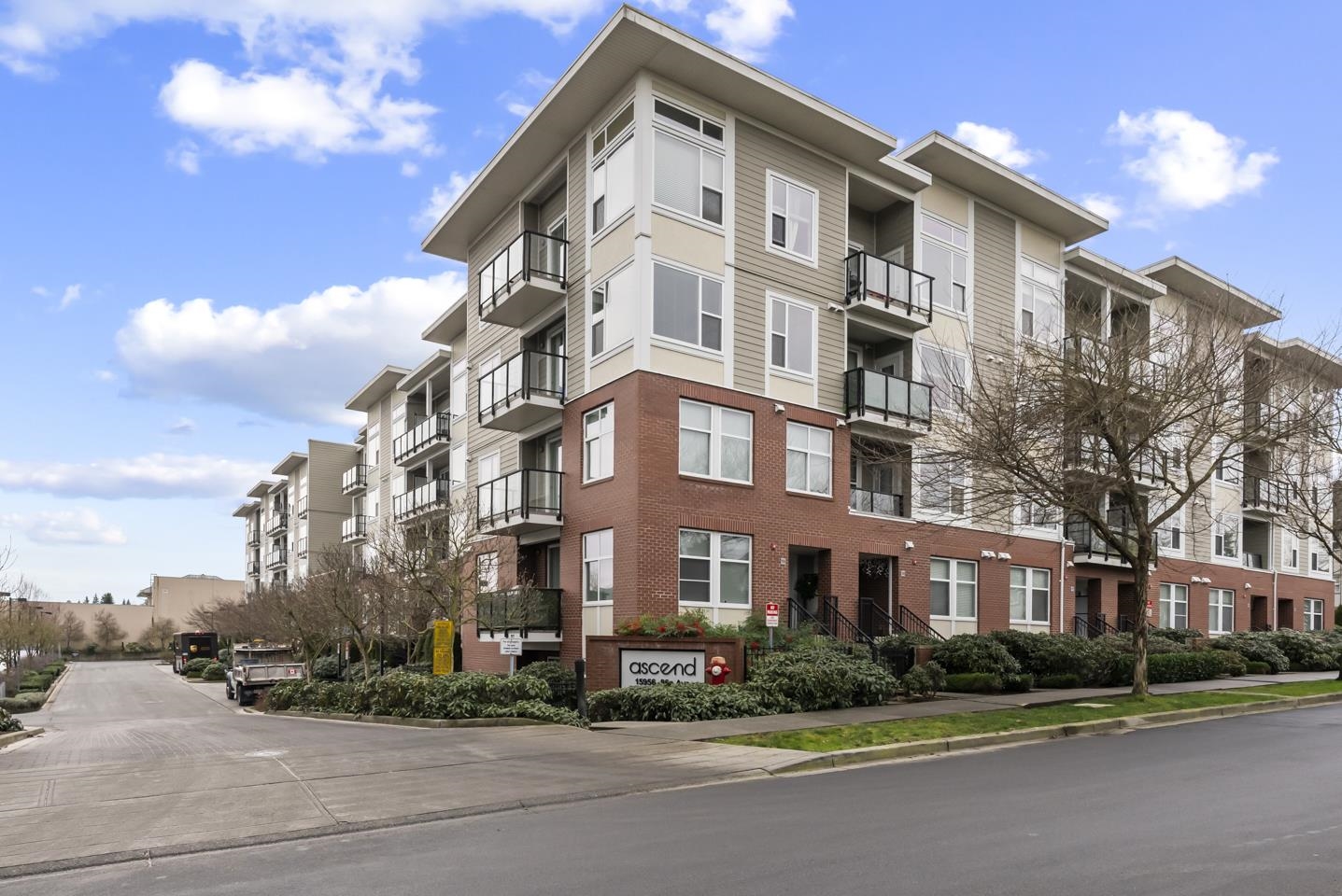 221 15956 86A AVENUE, R3085549, BC,