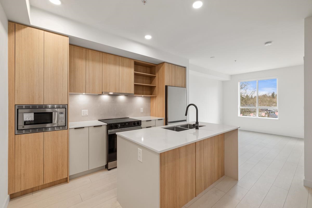 530 9456 134TH STREET, R3085618, BC,